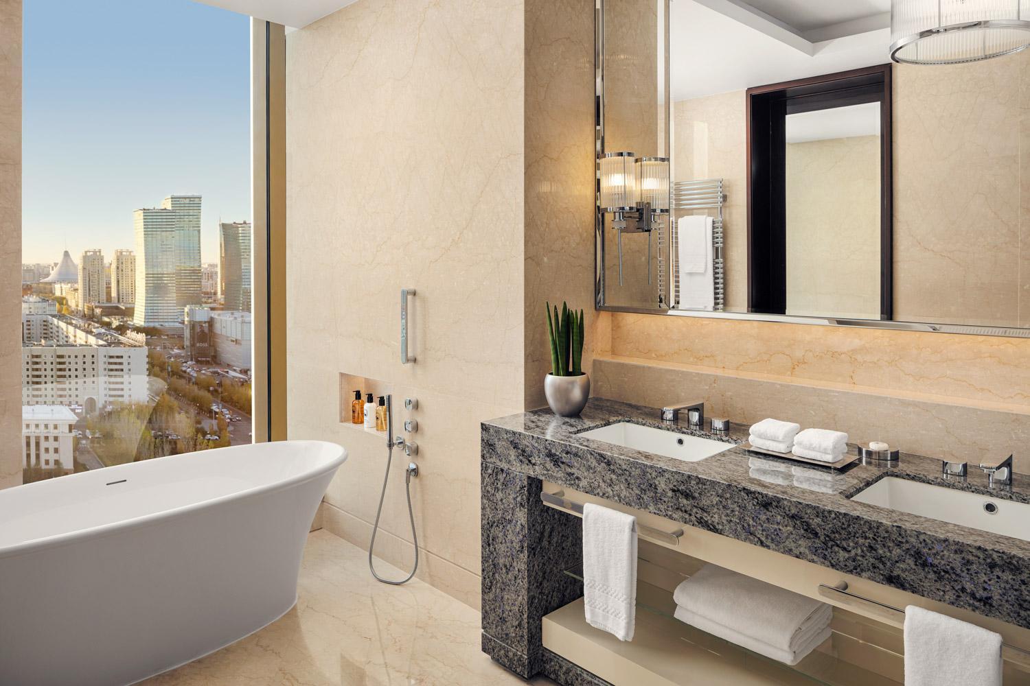 Deluxe Room, 1 King