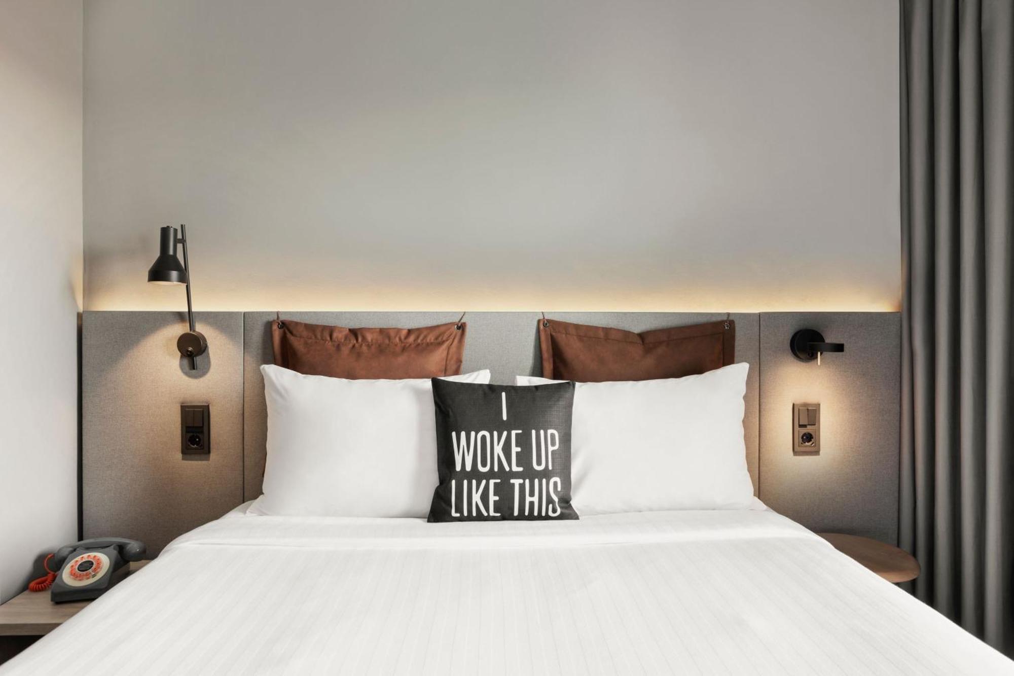 Moxy Queen Room Balcony