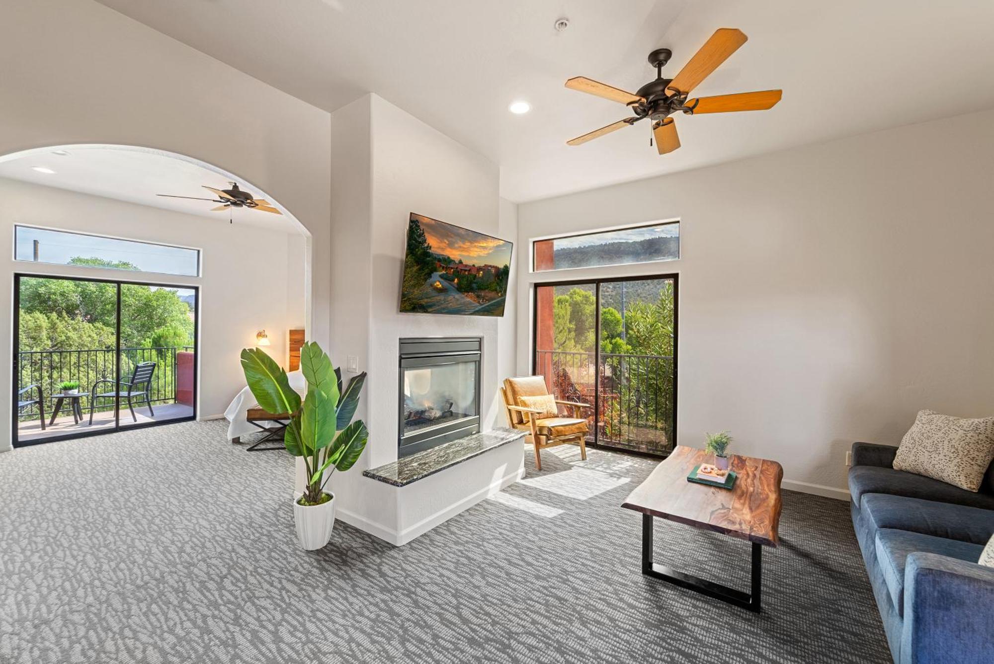 Premium Red Rock Suite