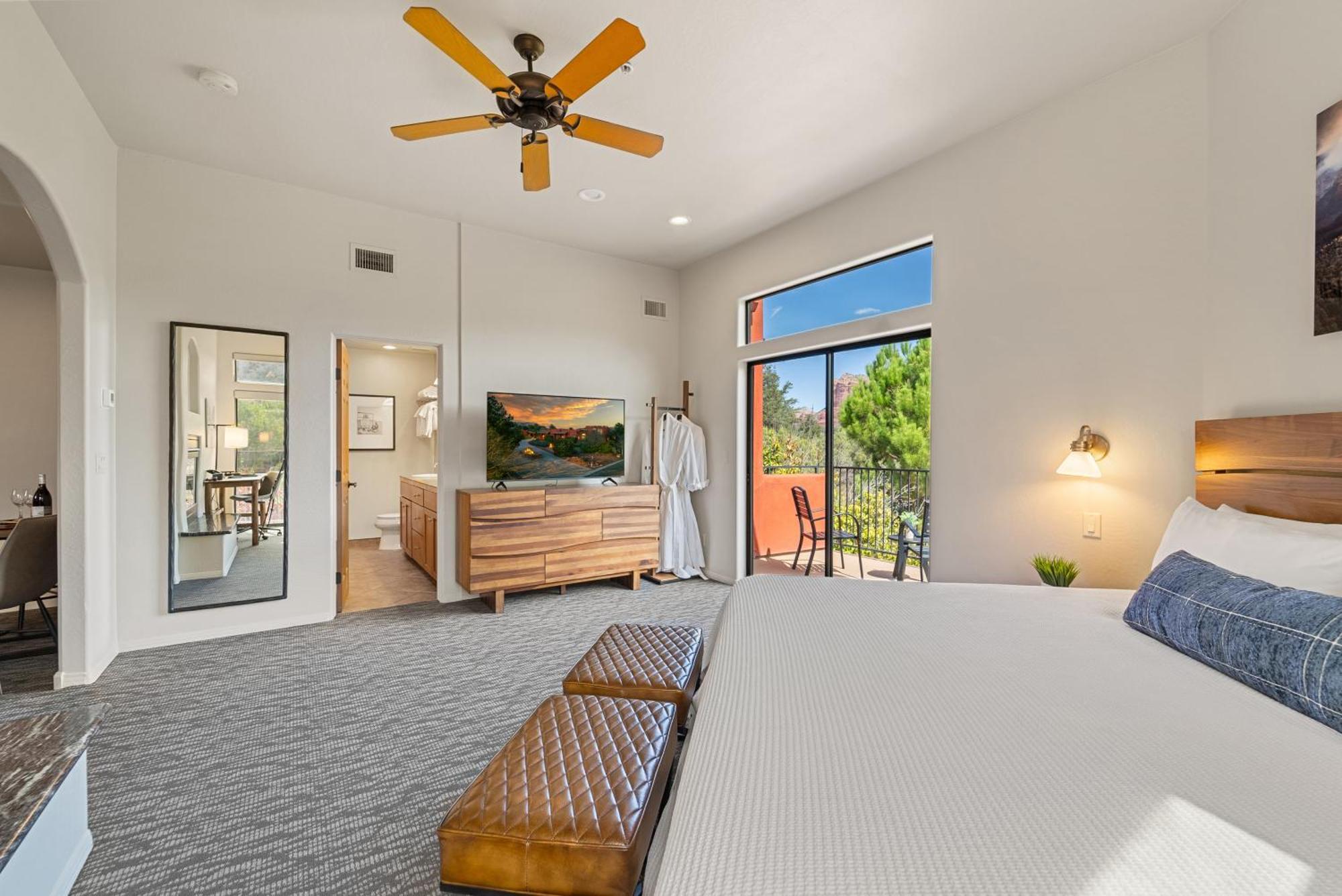Premium Red Rock Suite