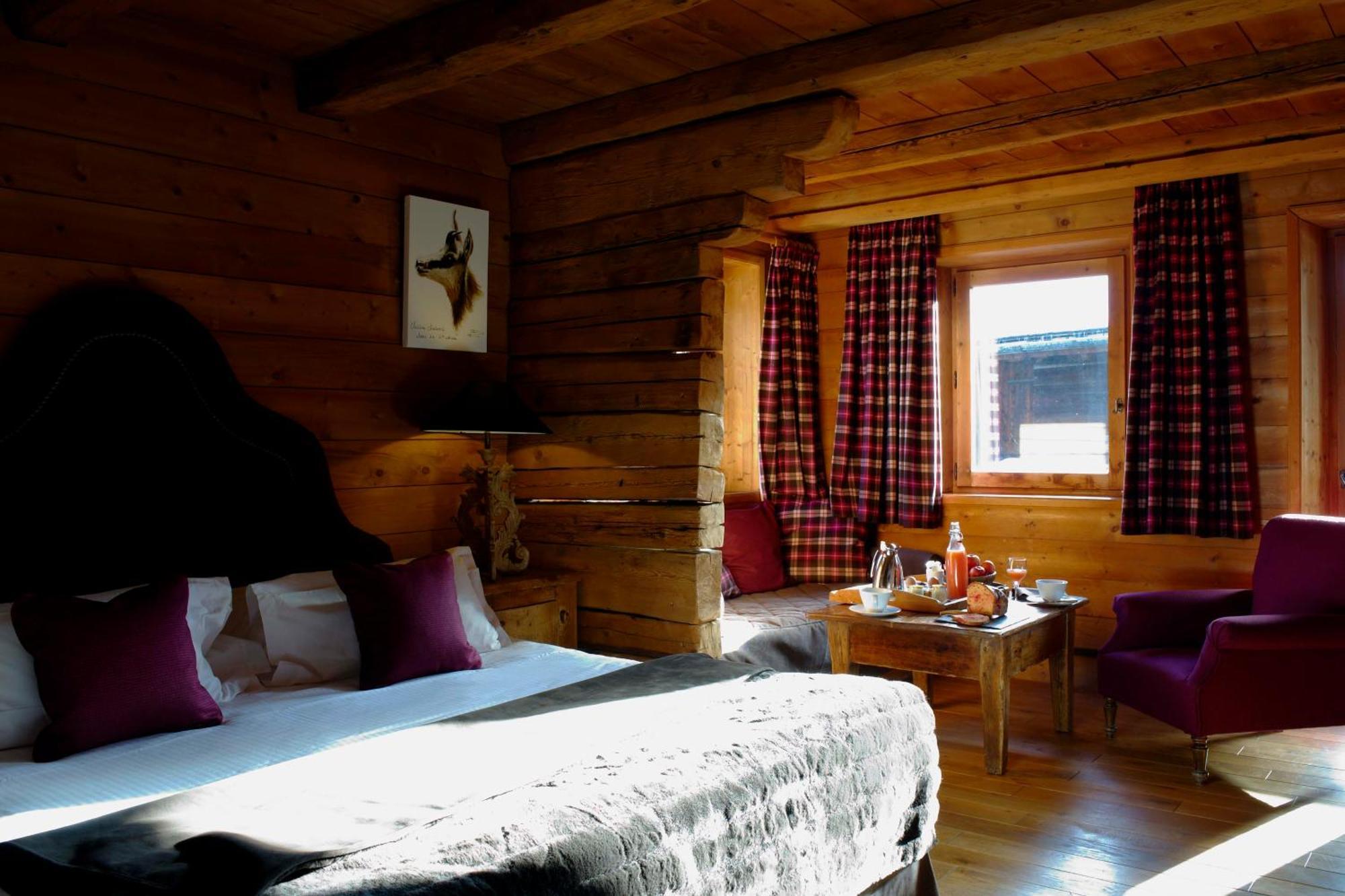 Chambre avec Coin Salon