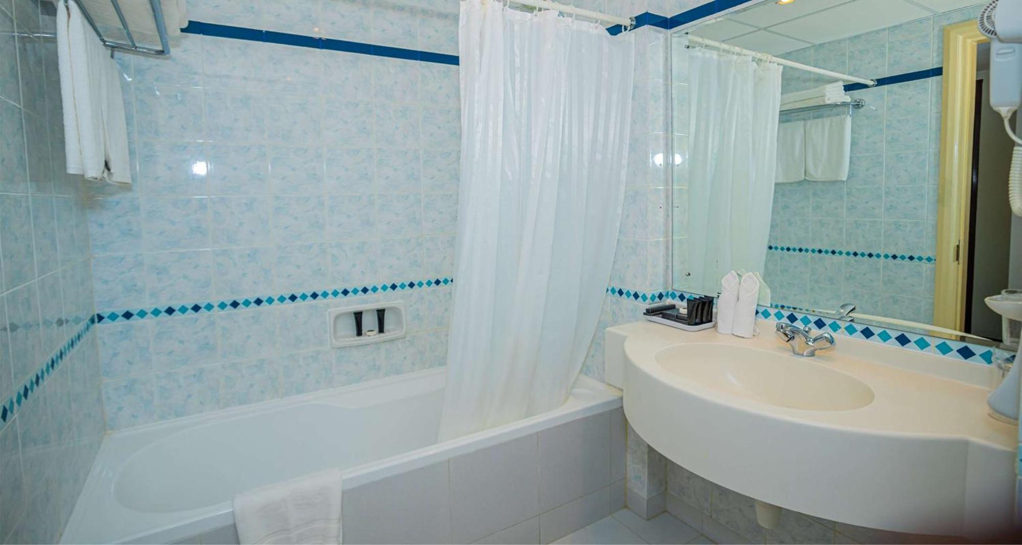 Standard King Room