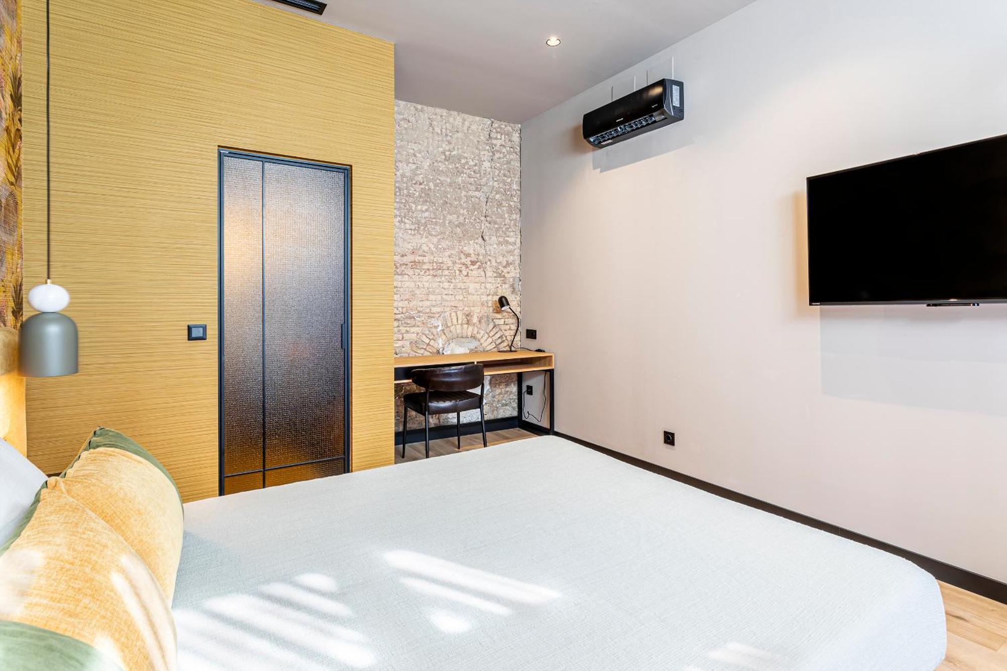 Deluxe Double Room Garden View