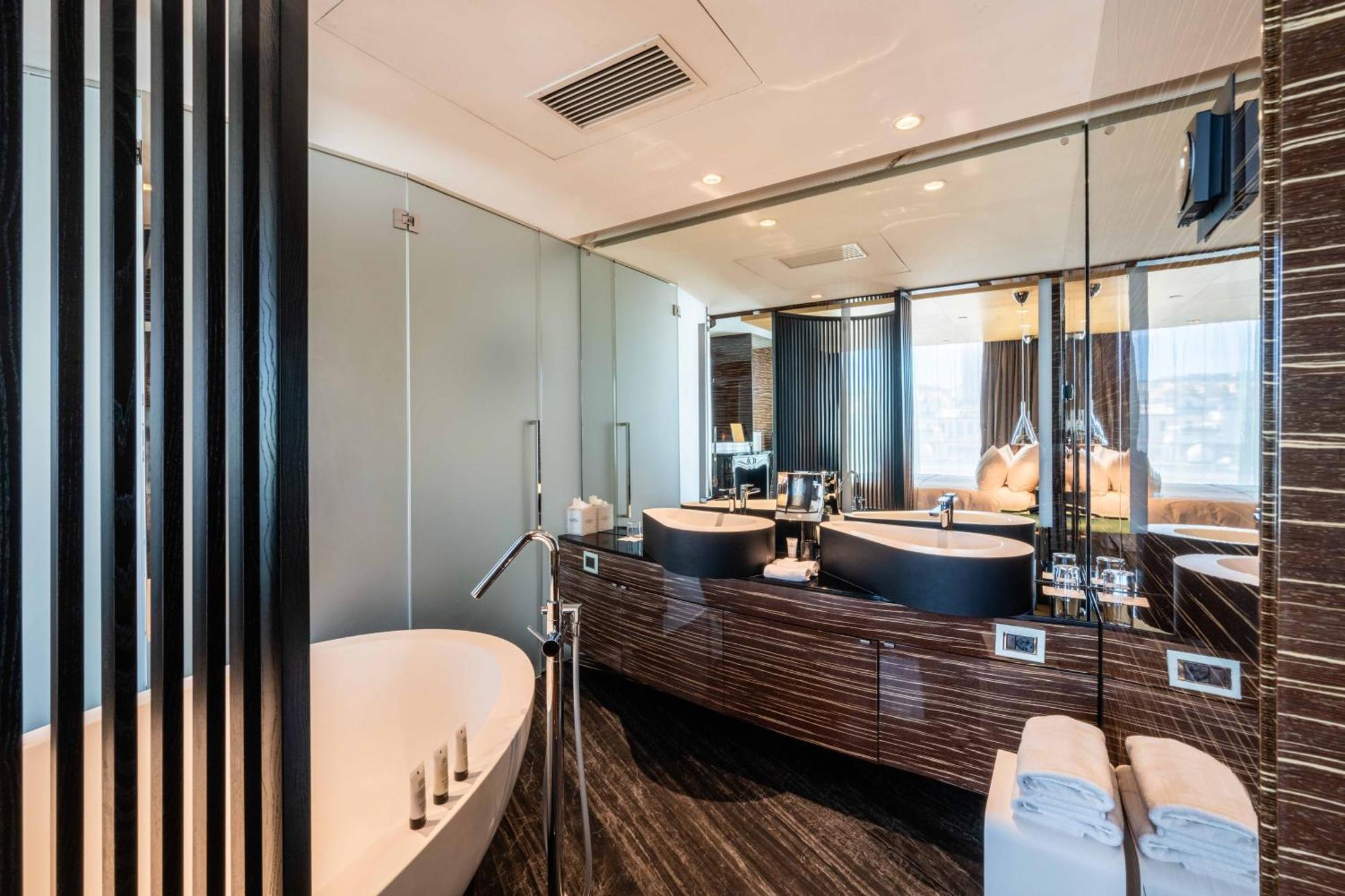 Two-Bedroom Suite Castle View