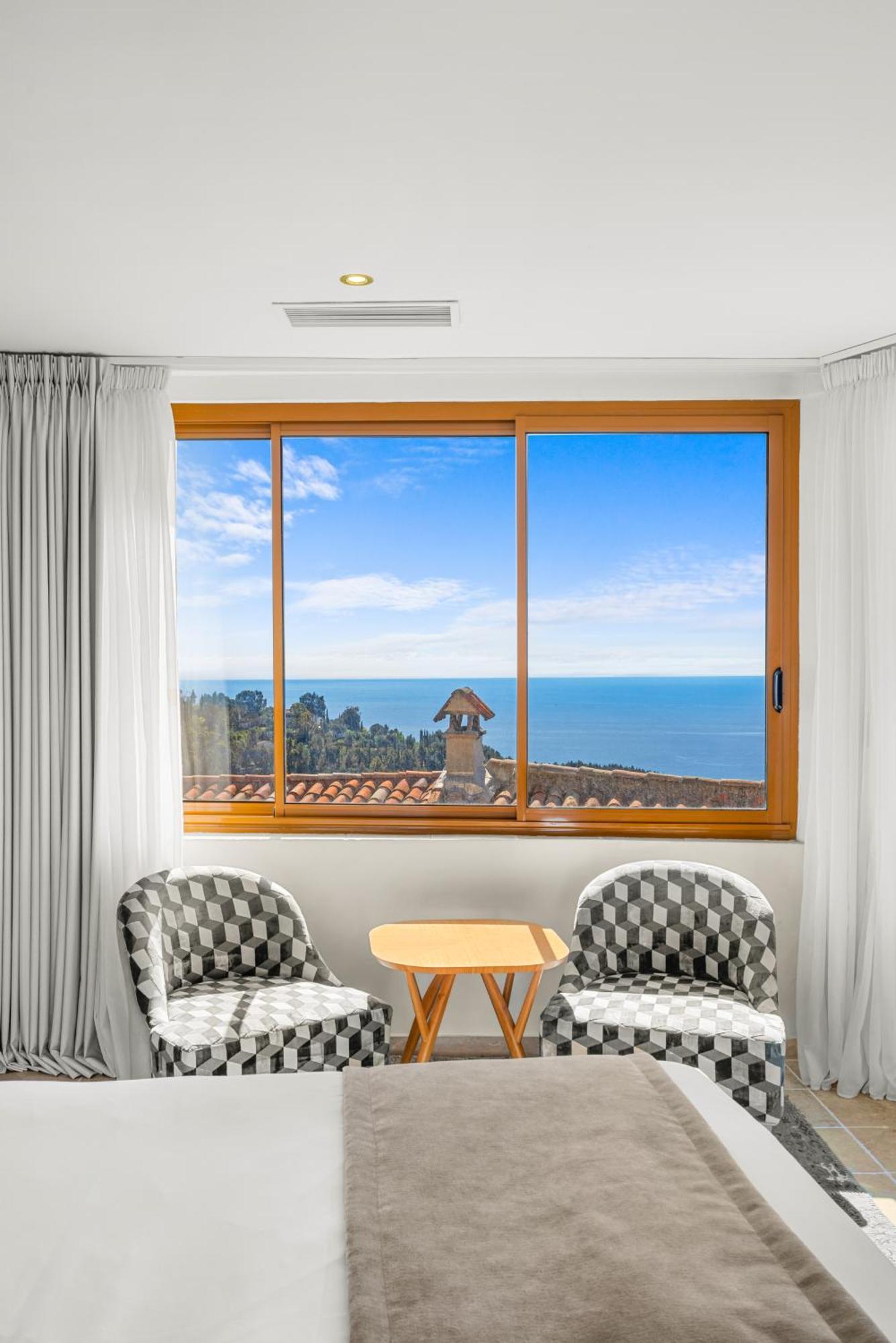 Elegance Double Room