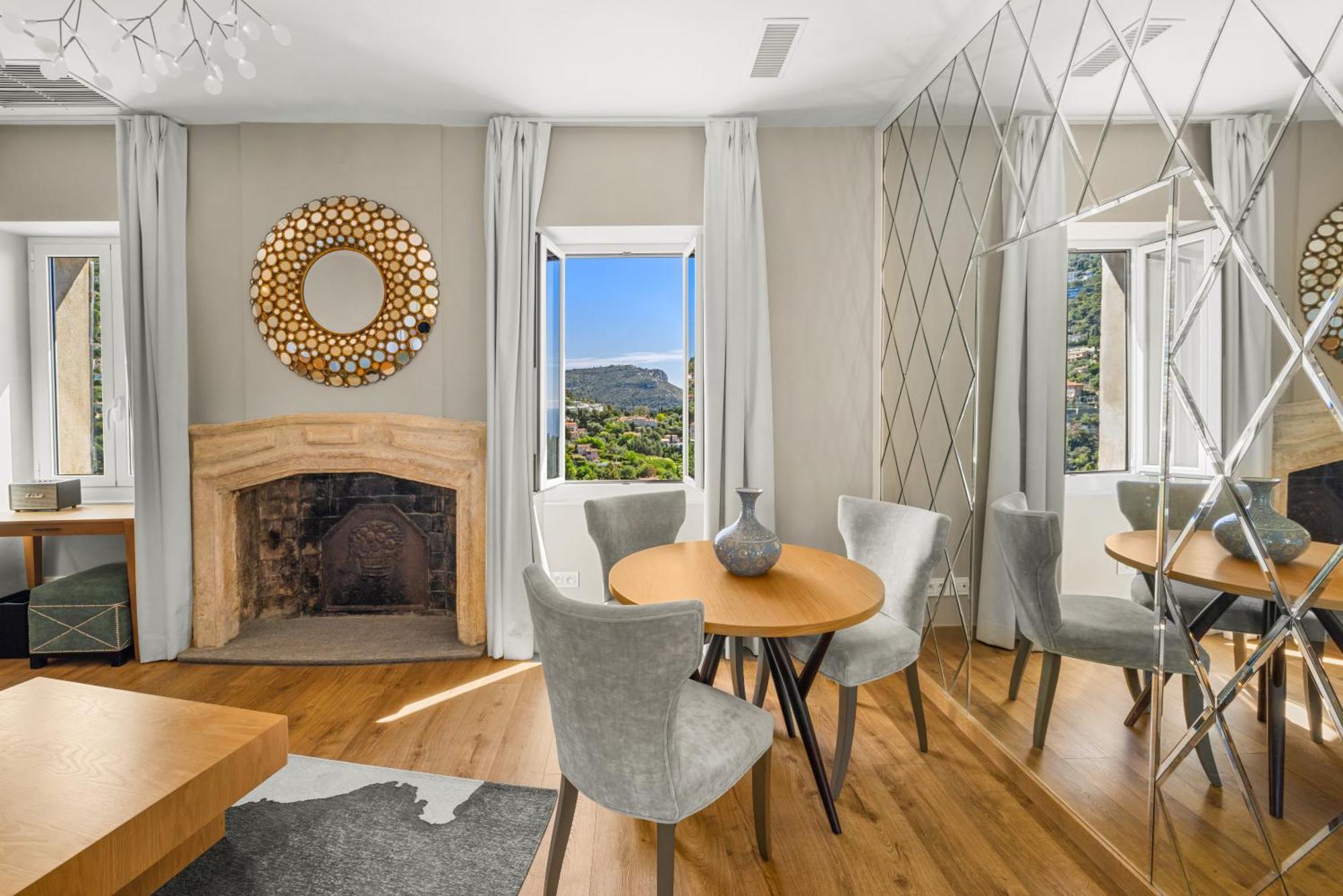 Elegance Double Room