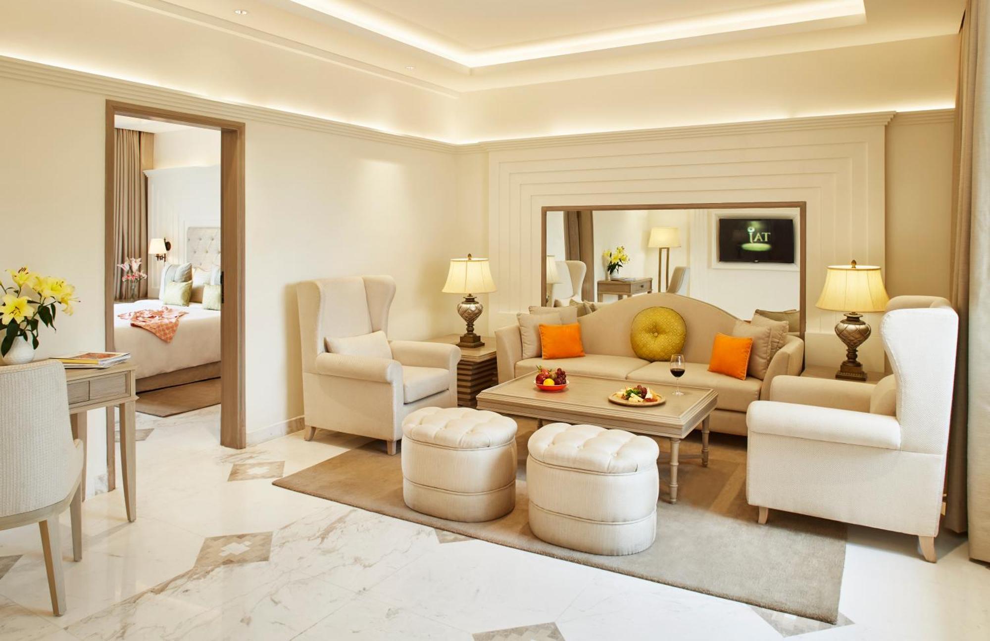 Deluxe Suite 1 Bedroom City View