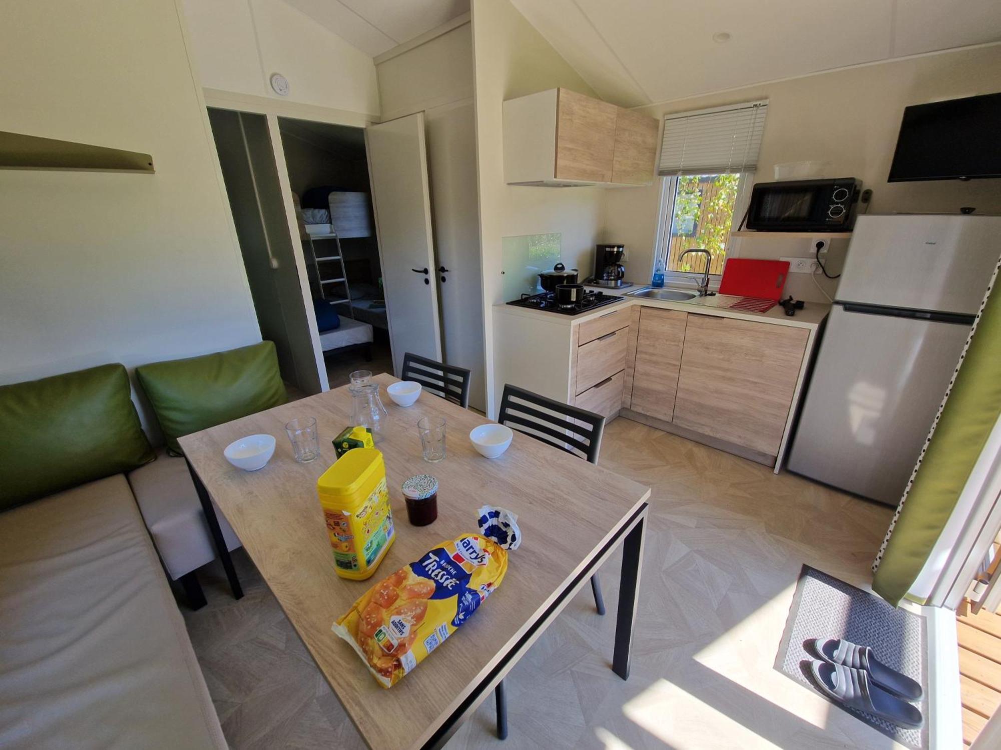 Mobile Home,1621417879:JPEG