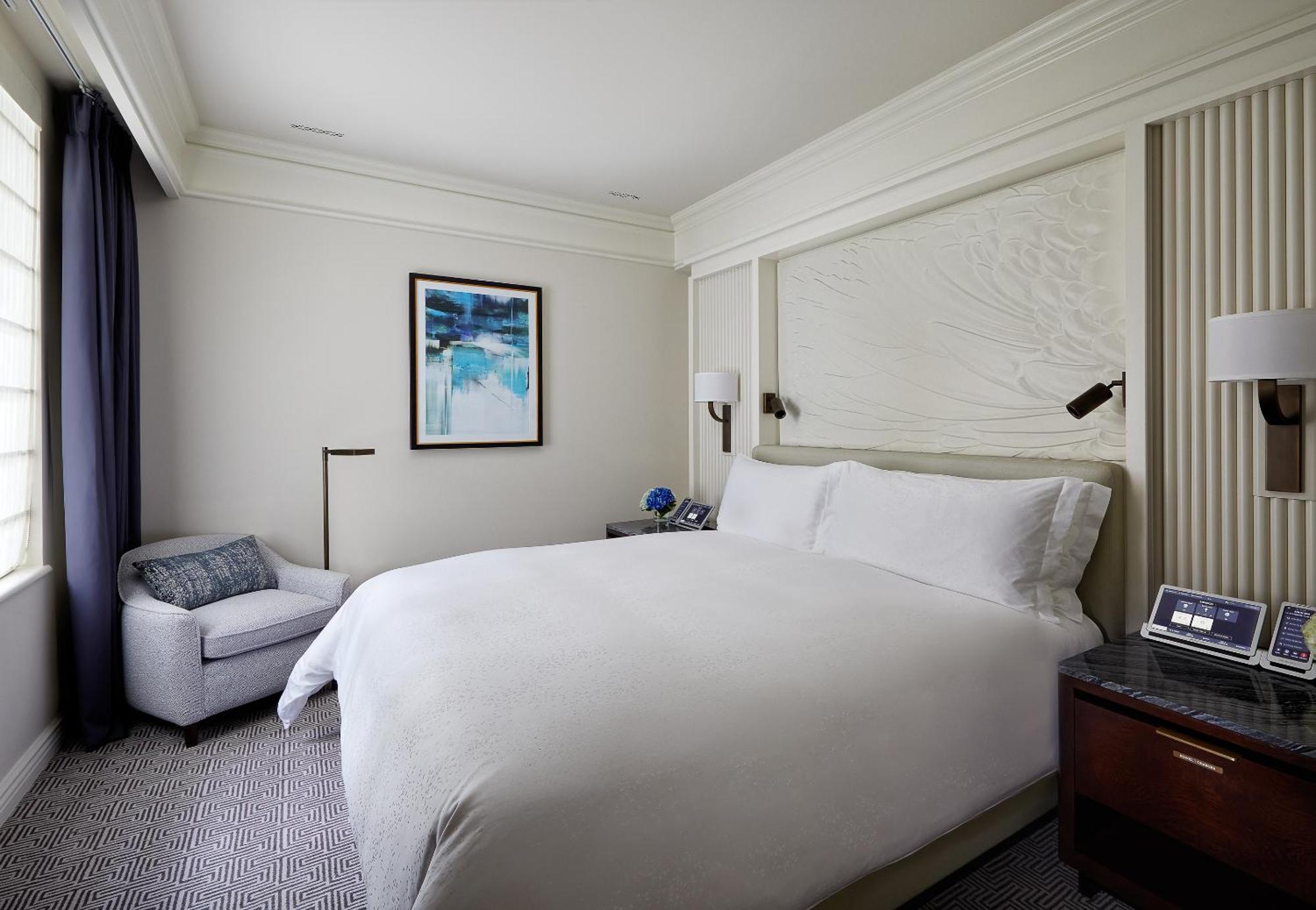 Junior Executive Suite