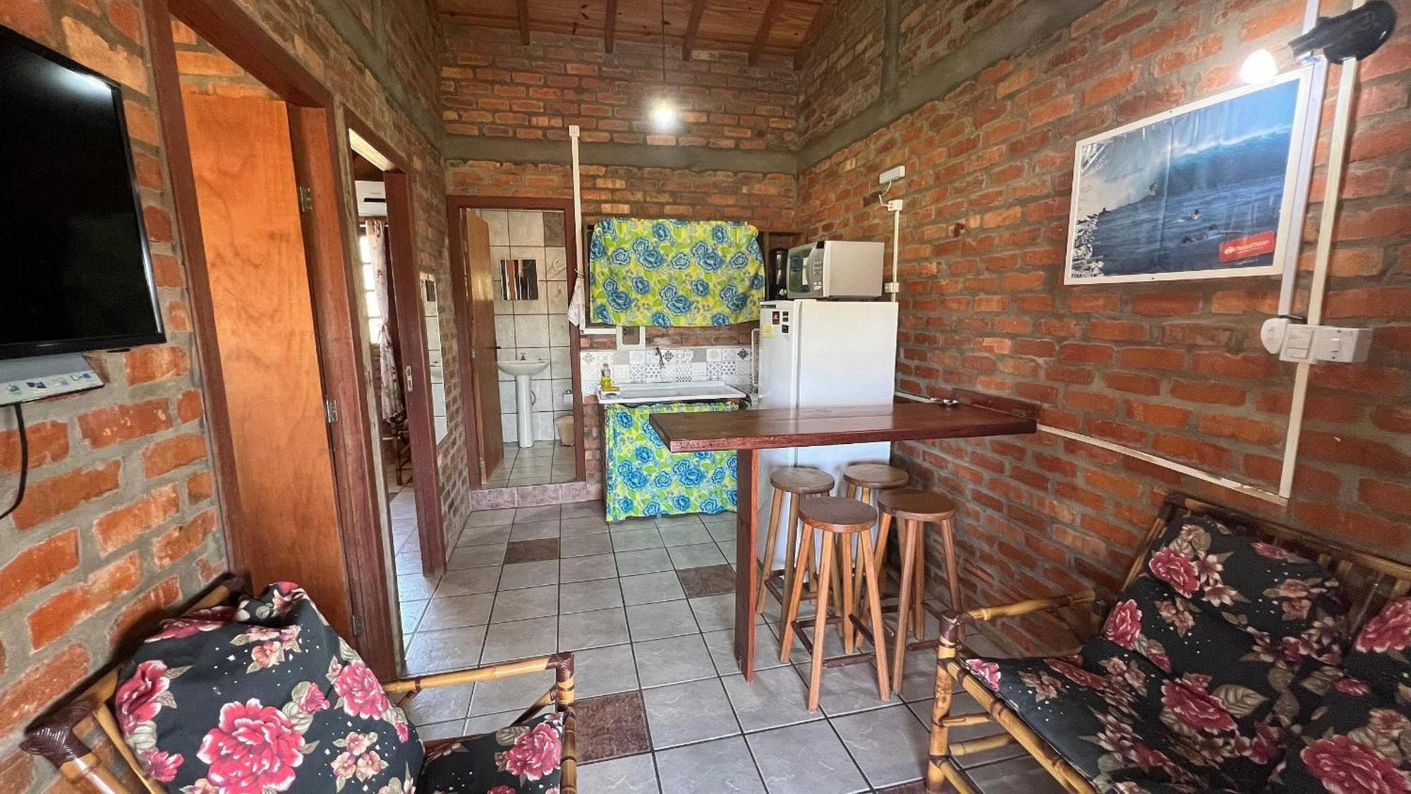 Apartamento com 2 Quartos e Varanda