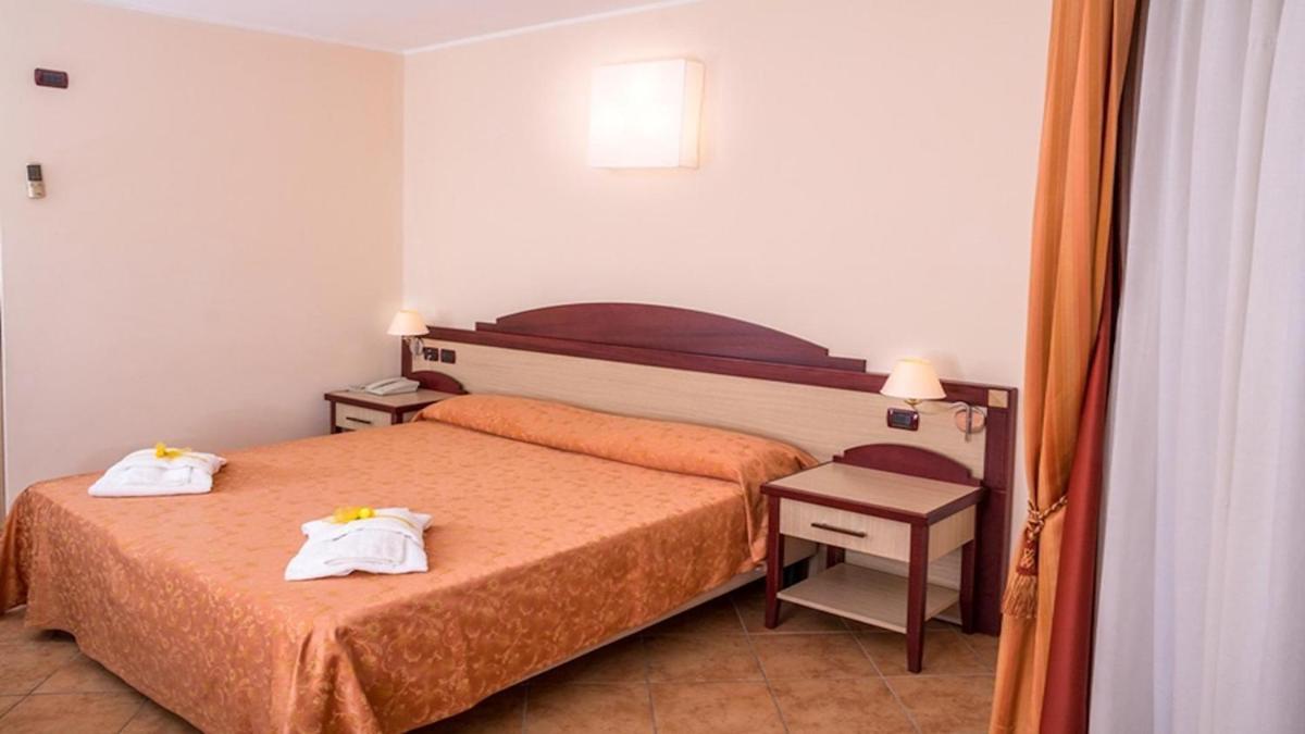 Double Room,1627121840:JPEG
