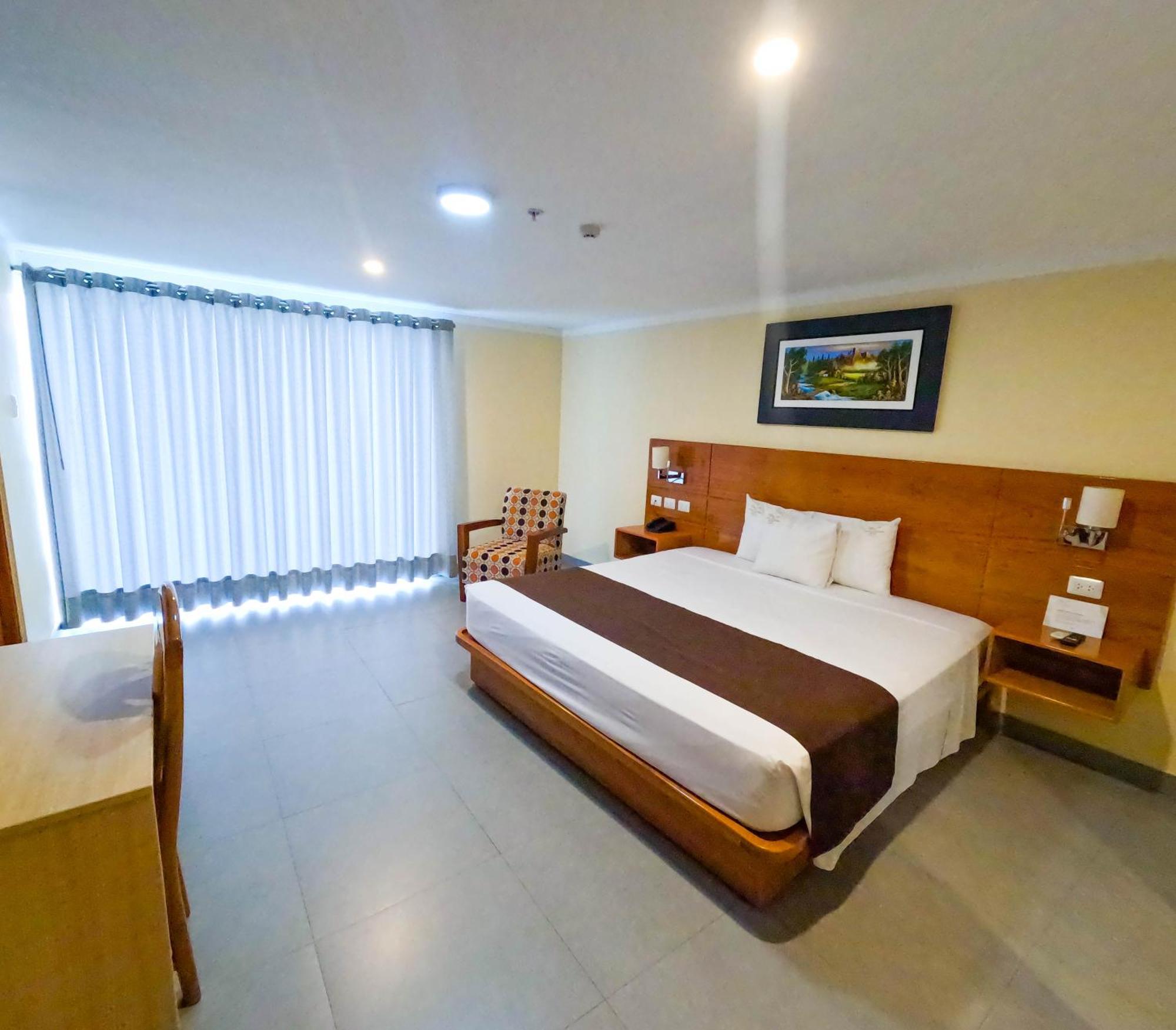 Superior King Room