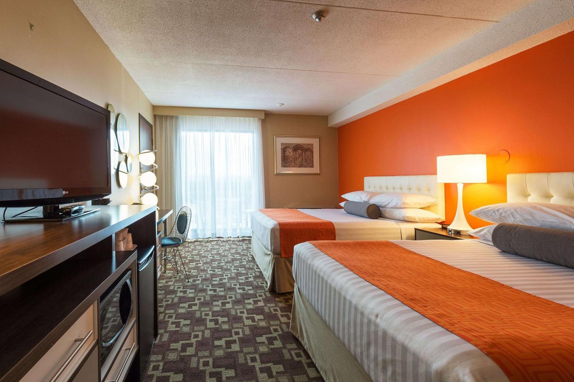 Balcony Queen Room Two Queen Beds Non-Smoking
