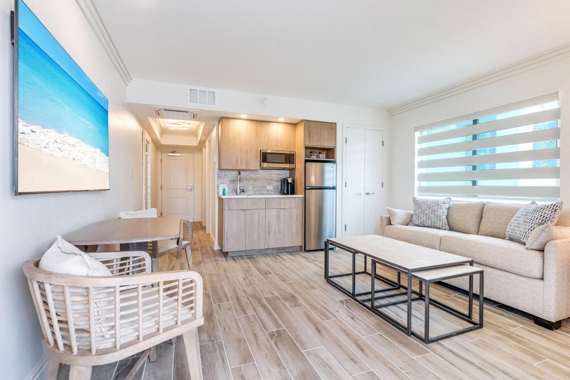 Gulf Front Suite First Floor
