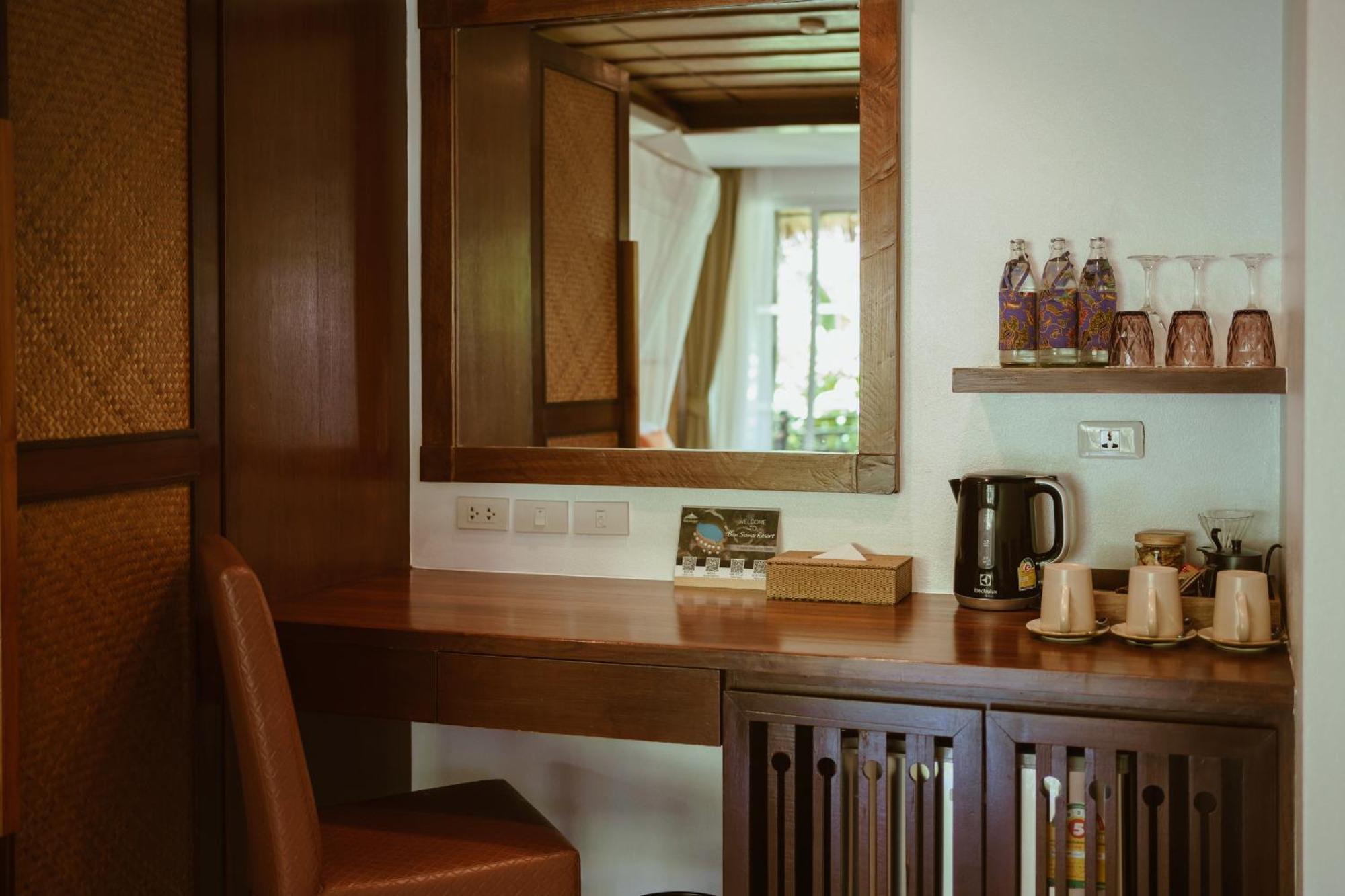 Triplet Premier Cottage