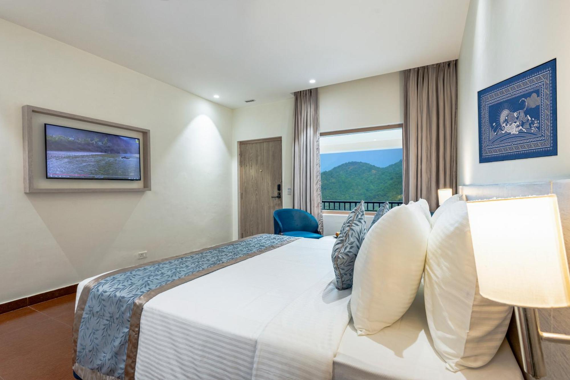 Mountain View Classic Room with Balcony