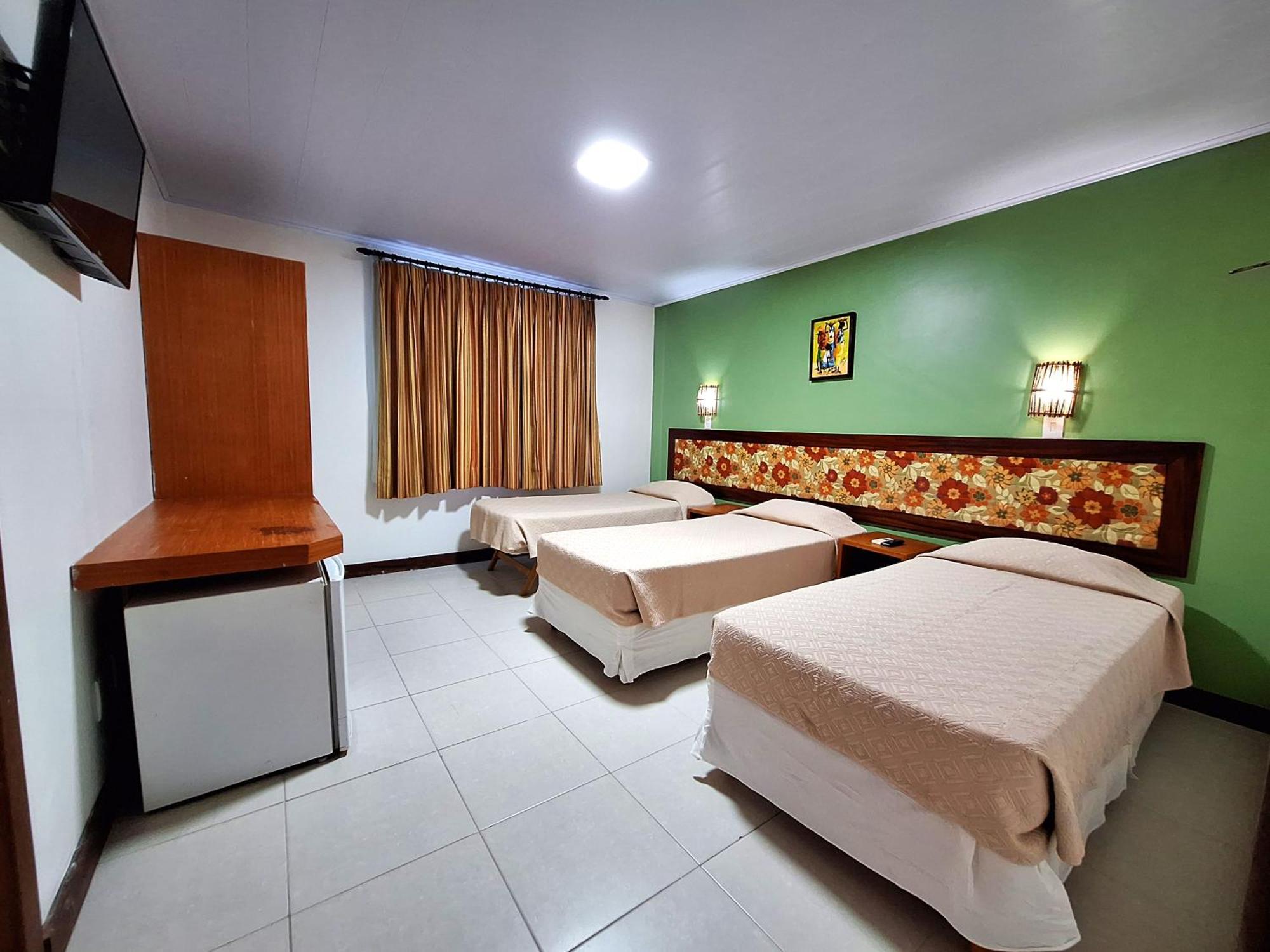 Quarto Triplo Standard