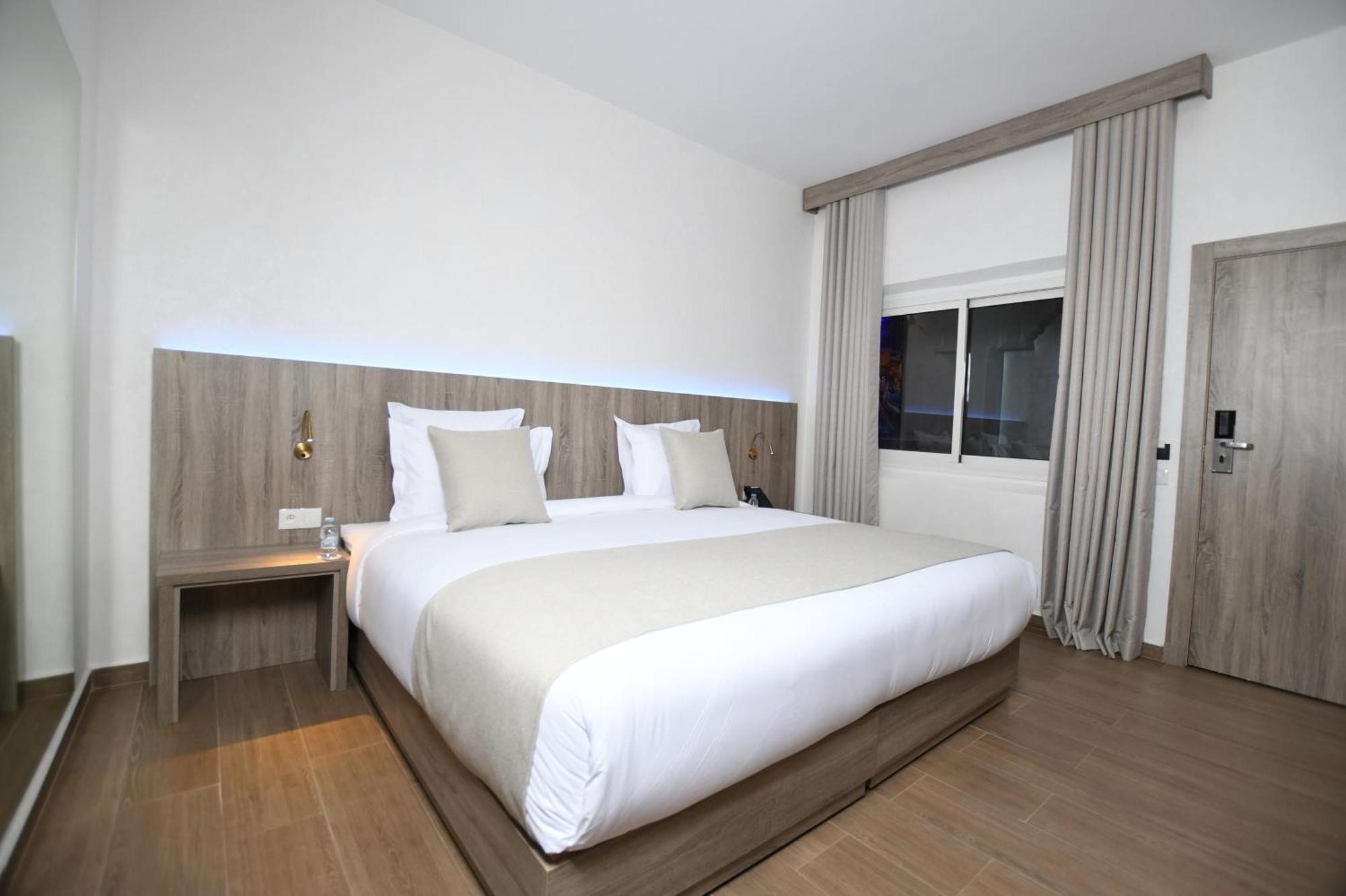 Chambre Lit Queen-Size Deluxe