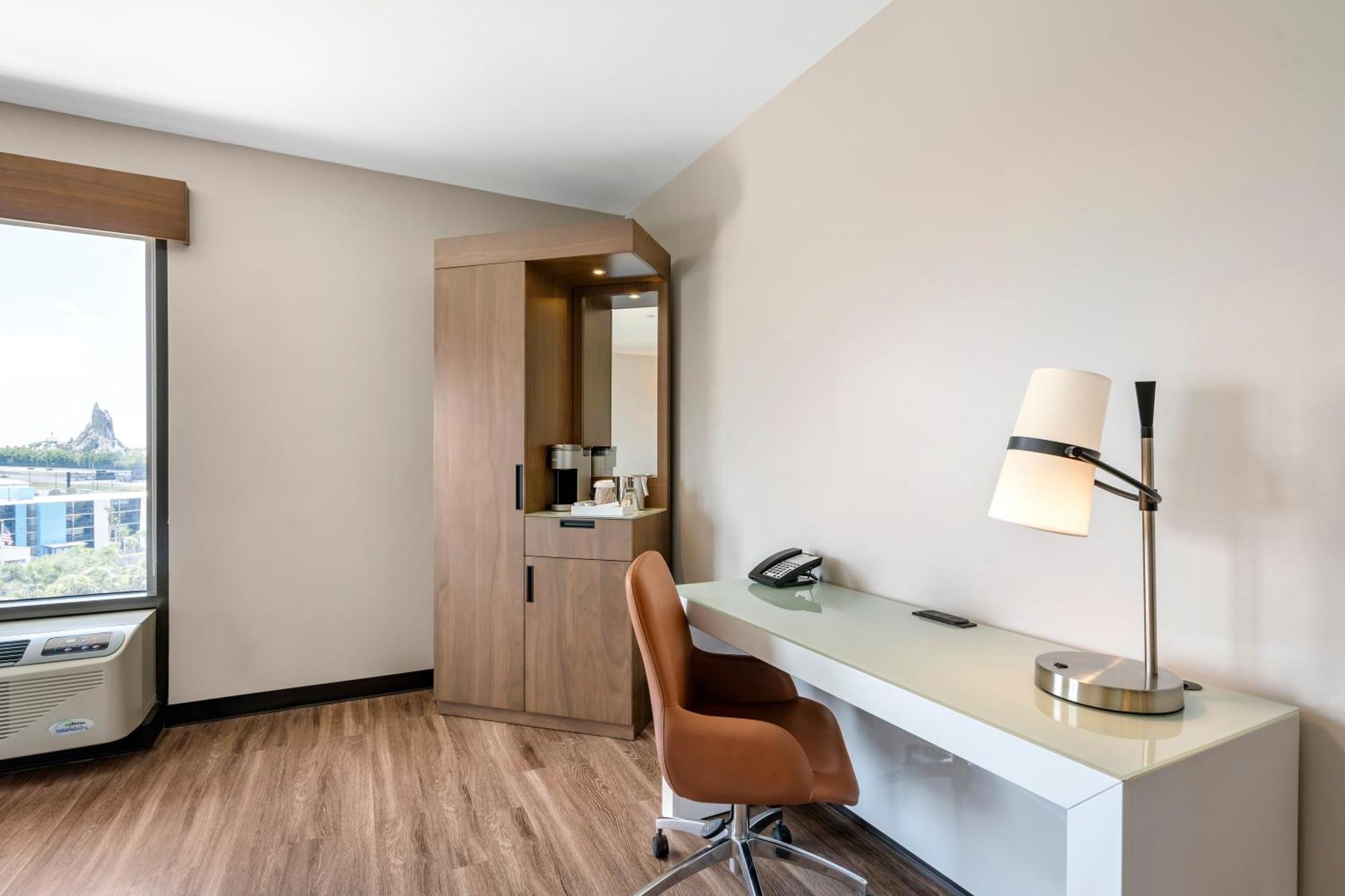 King Room Premium View Non Smoking