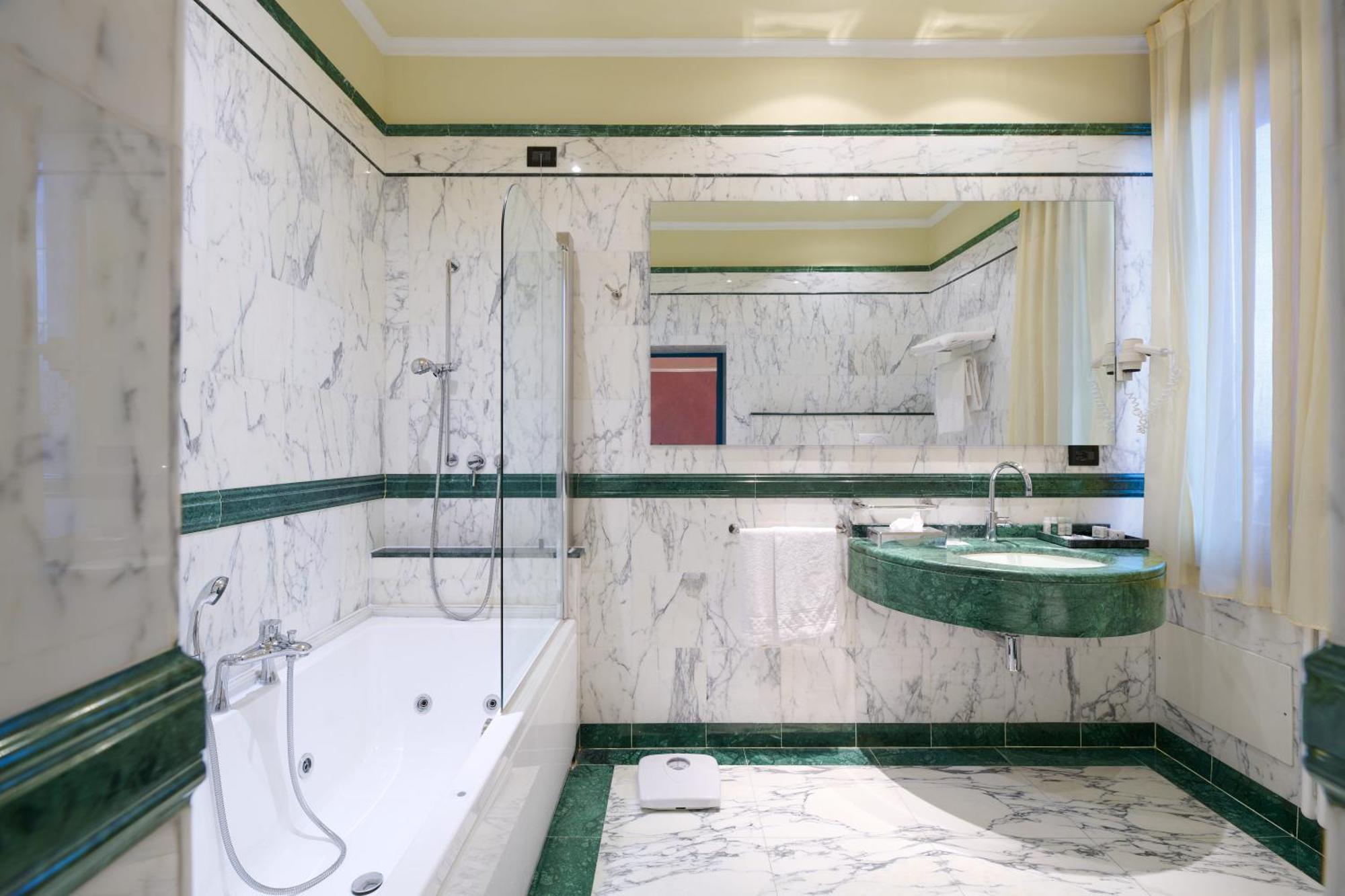 Suite Turkish Bath Spa Access