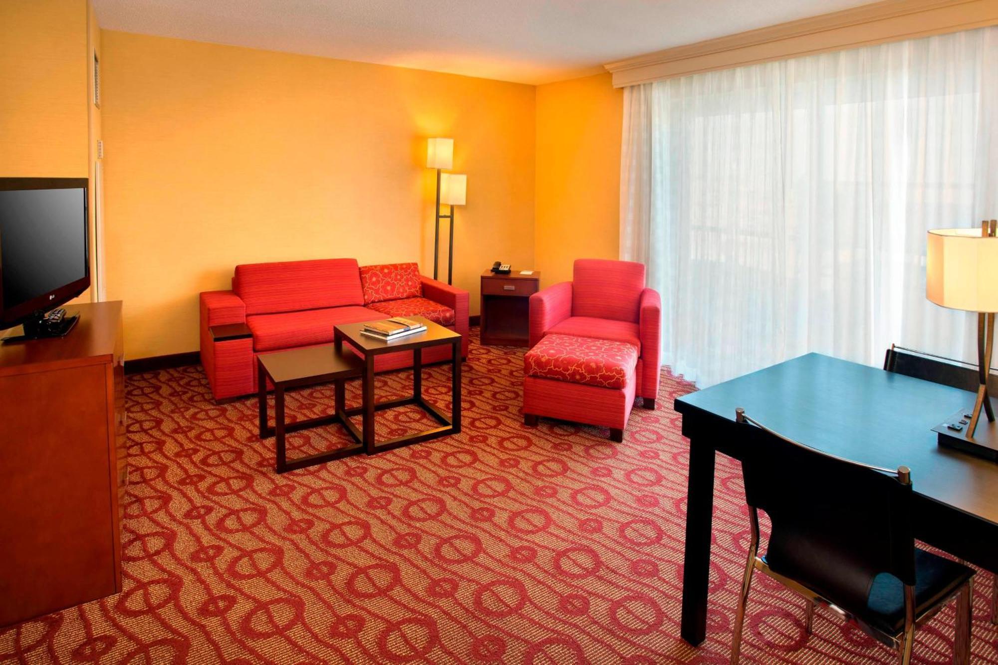 Queen Suite with Two Queen Beds and Sofa Bed