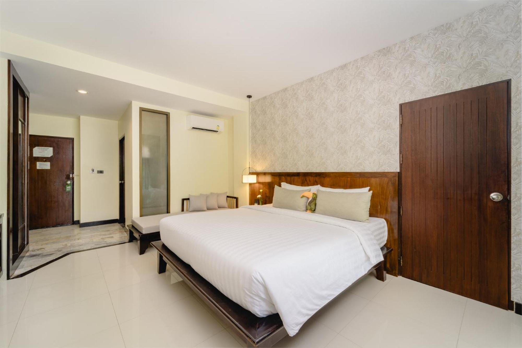 Premier Room