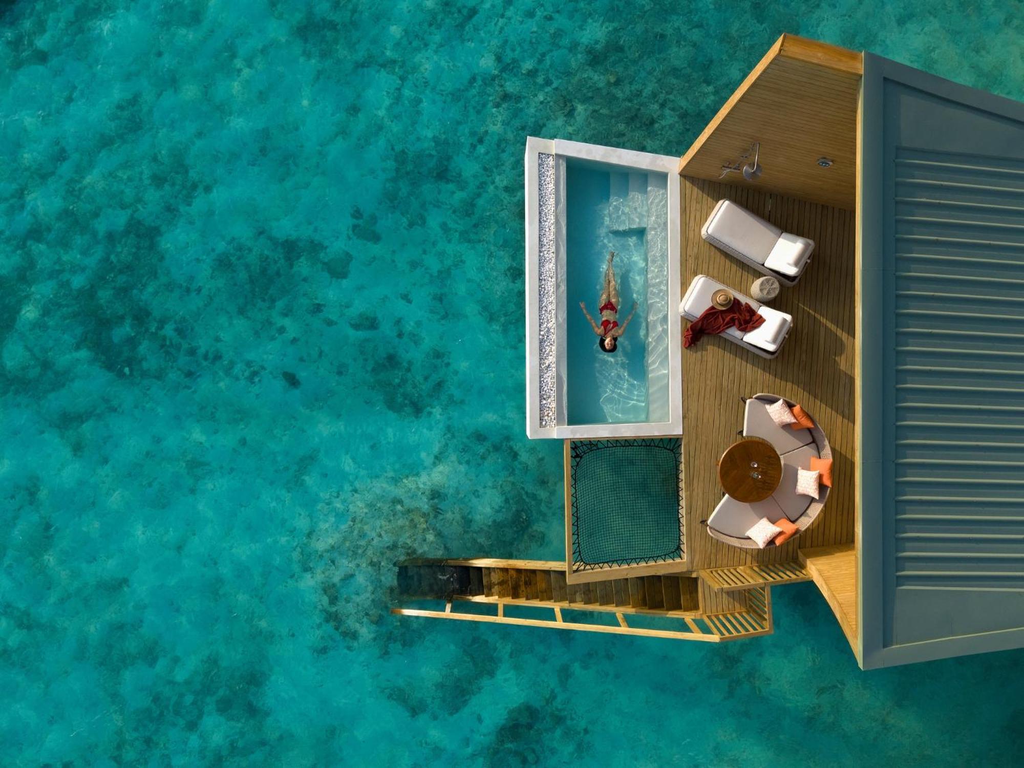 Mirage Overwater Sunset Pool Villa Hollywood Twin