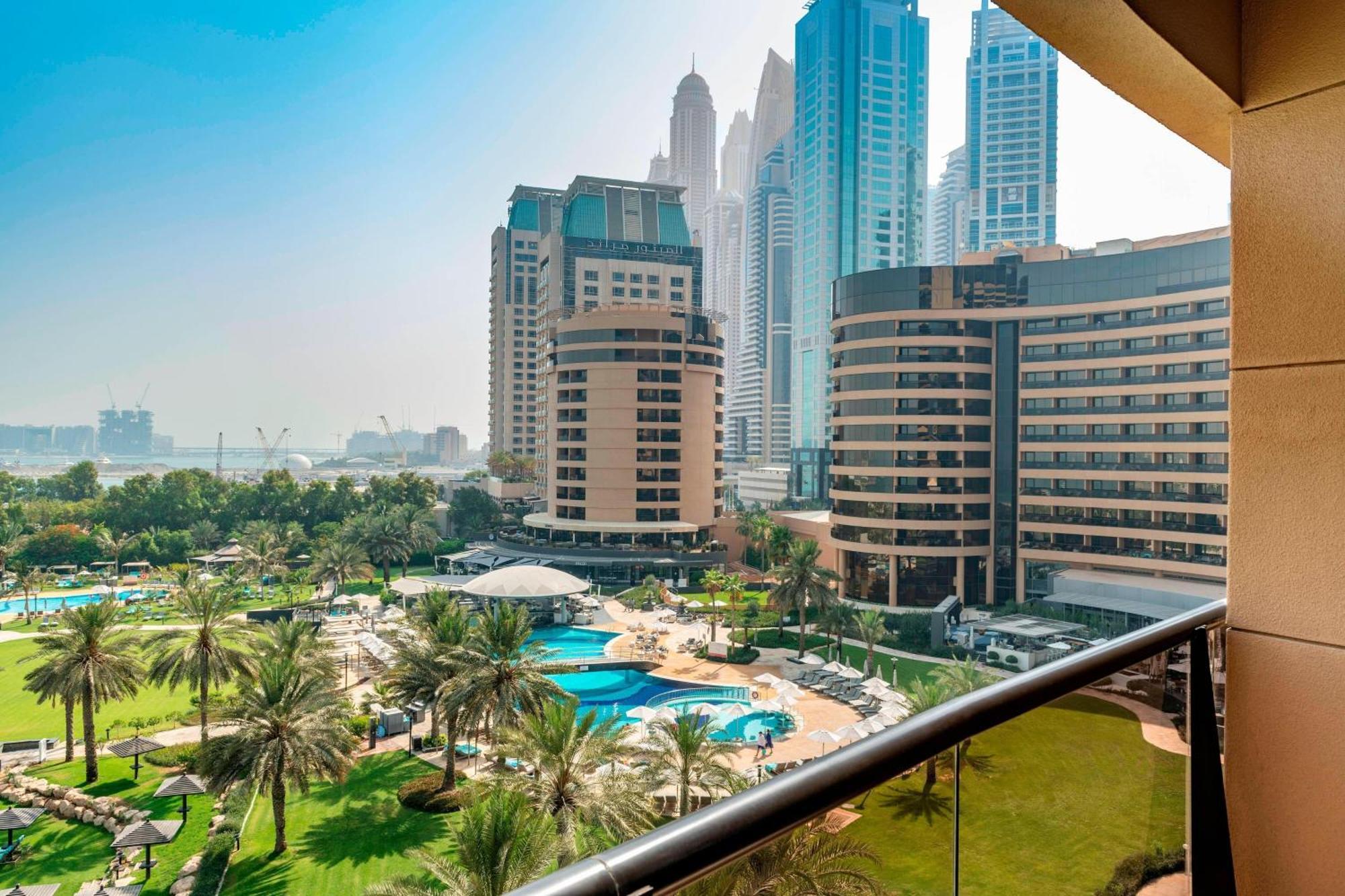 Royal Club Sea View Guest Room 2 Twin Executive Lounge Access Afternoon Tea & Happy Hour Airport Transfer from Dubai Airport