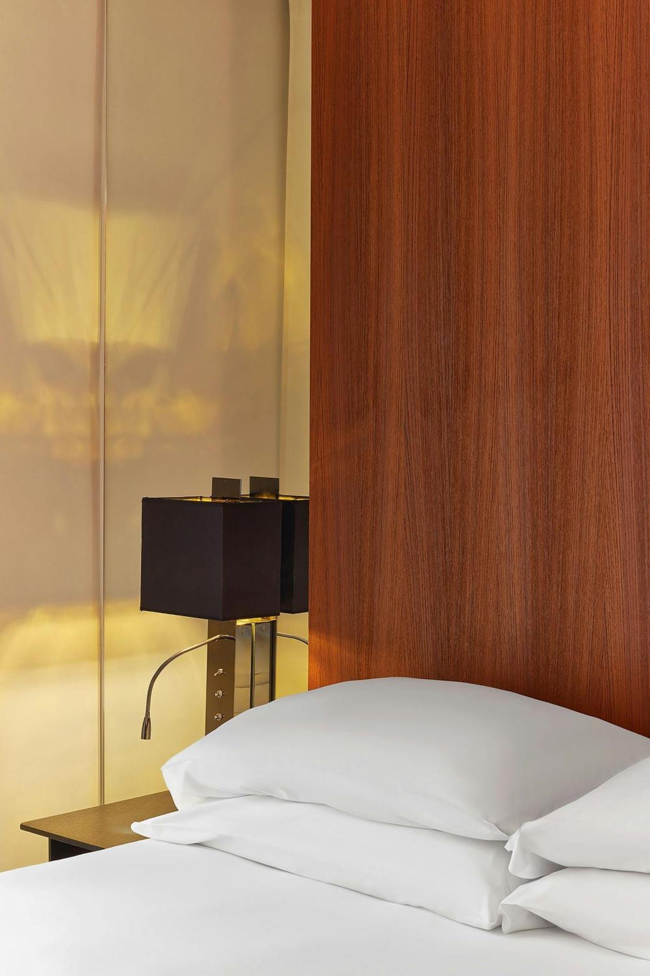 Deluxe Queen Room Balcony