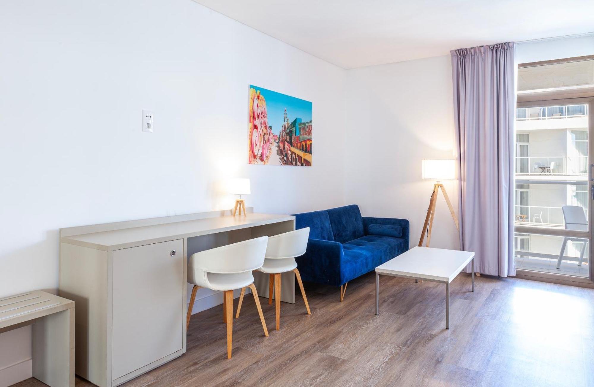 Triple Room,1636000990:JPEG