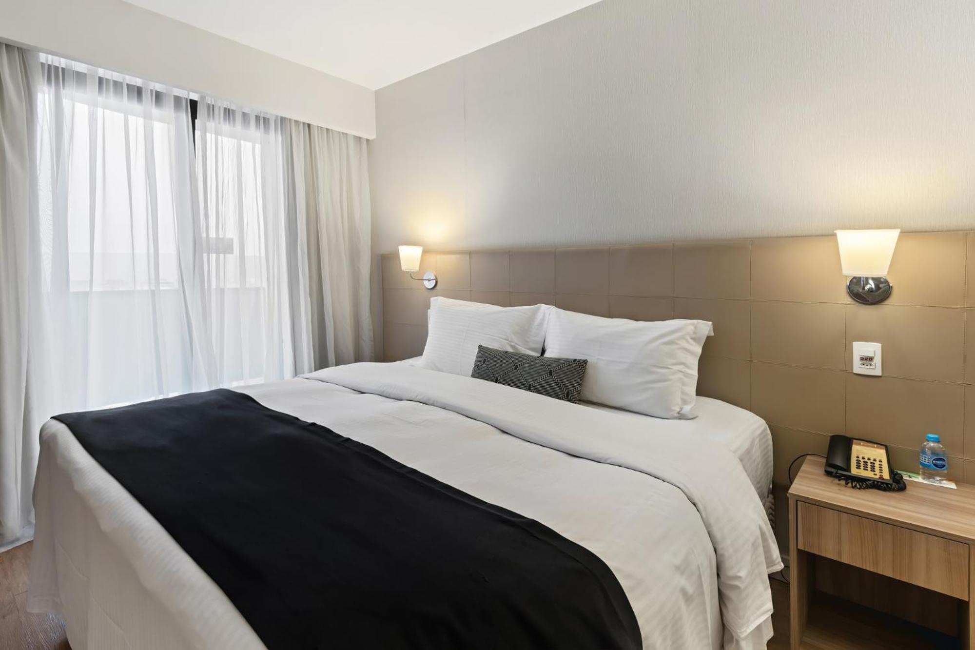 Two-Bedroom King Suite with Two Twin Beds and One Chair Bed
