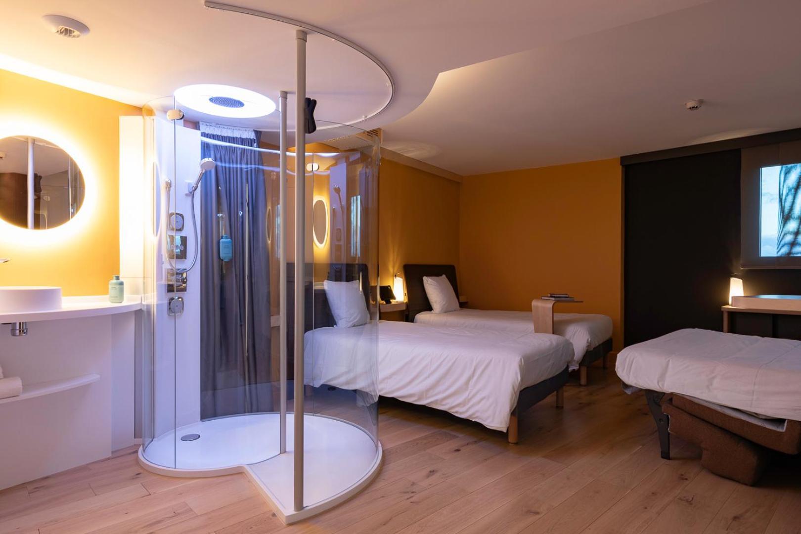 Triple Room,1636902964:JPEG