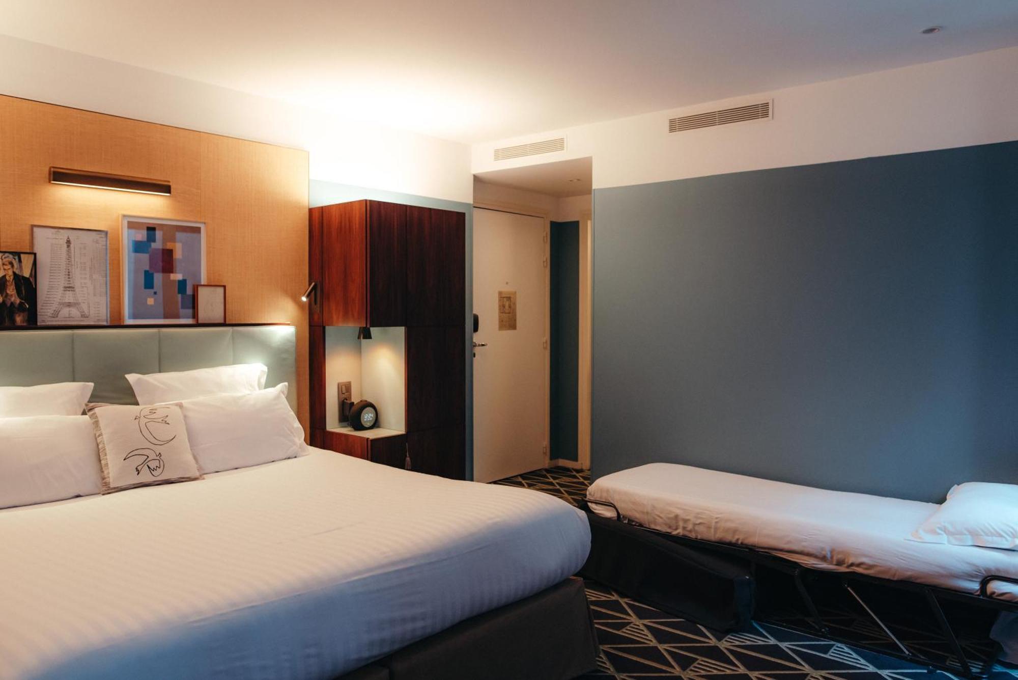 Deluxe Double Room Pool Access,1637743811:JPEG
