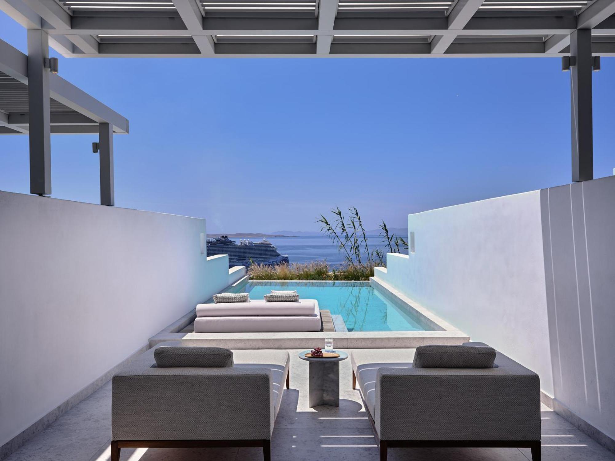 BETA Suite Private Pool & Sea View