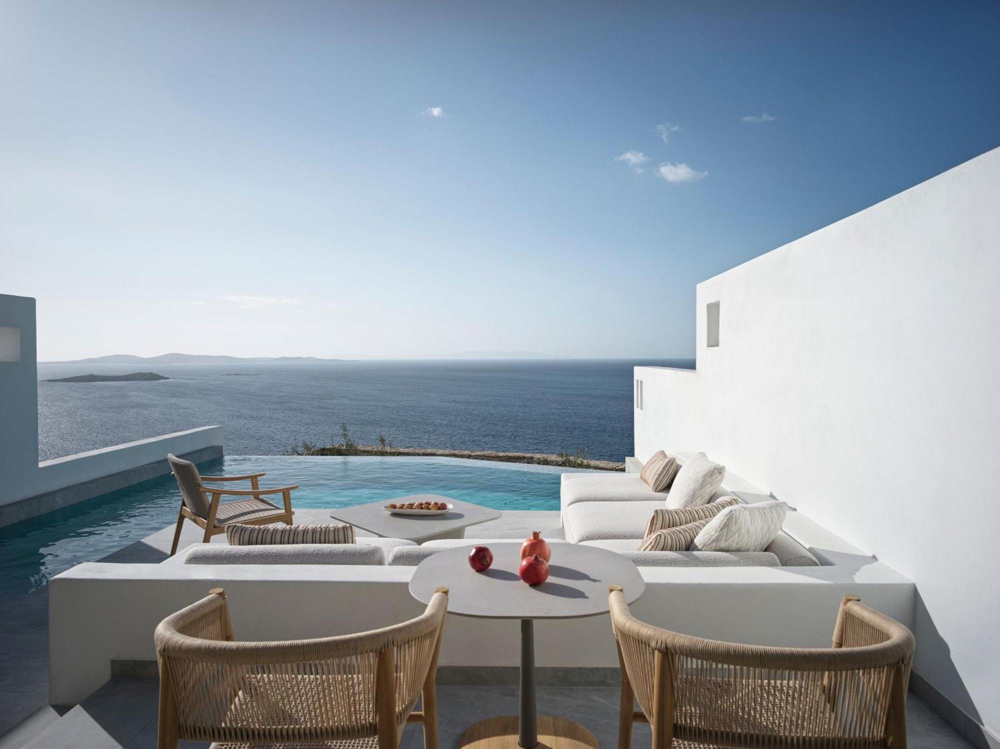 ALPHA One Bedroom Residence Private Pool & Sea View
