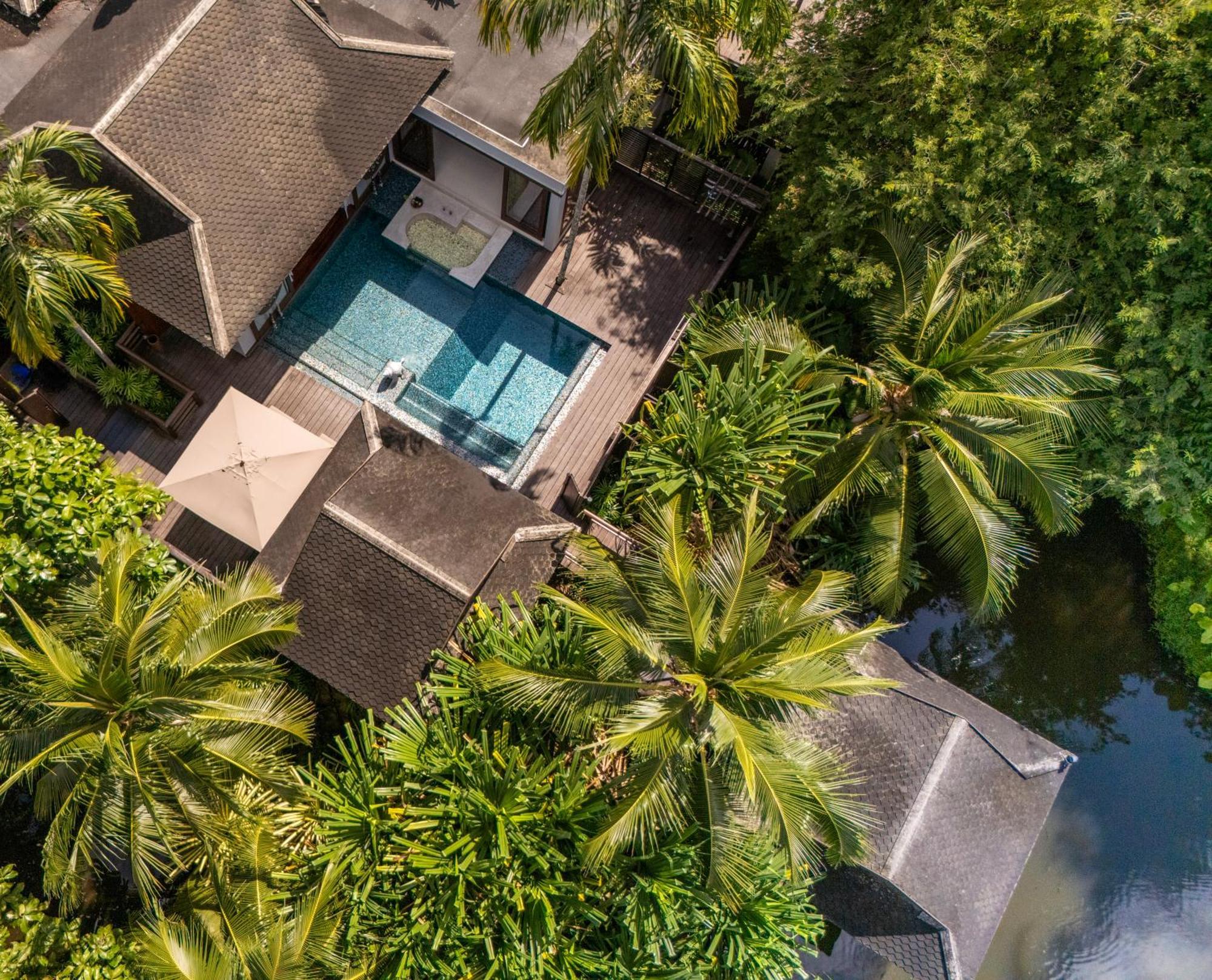 Vila SALA com Piscina