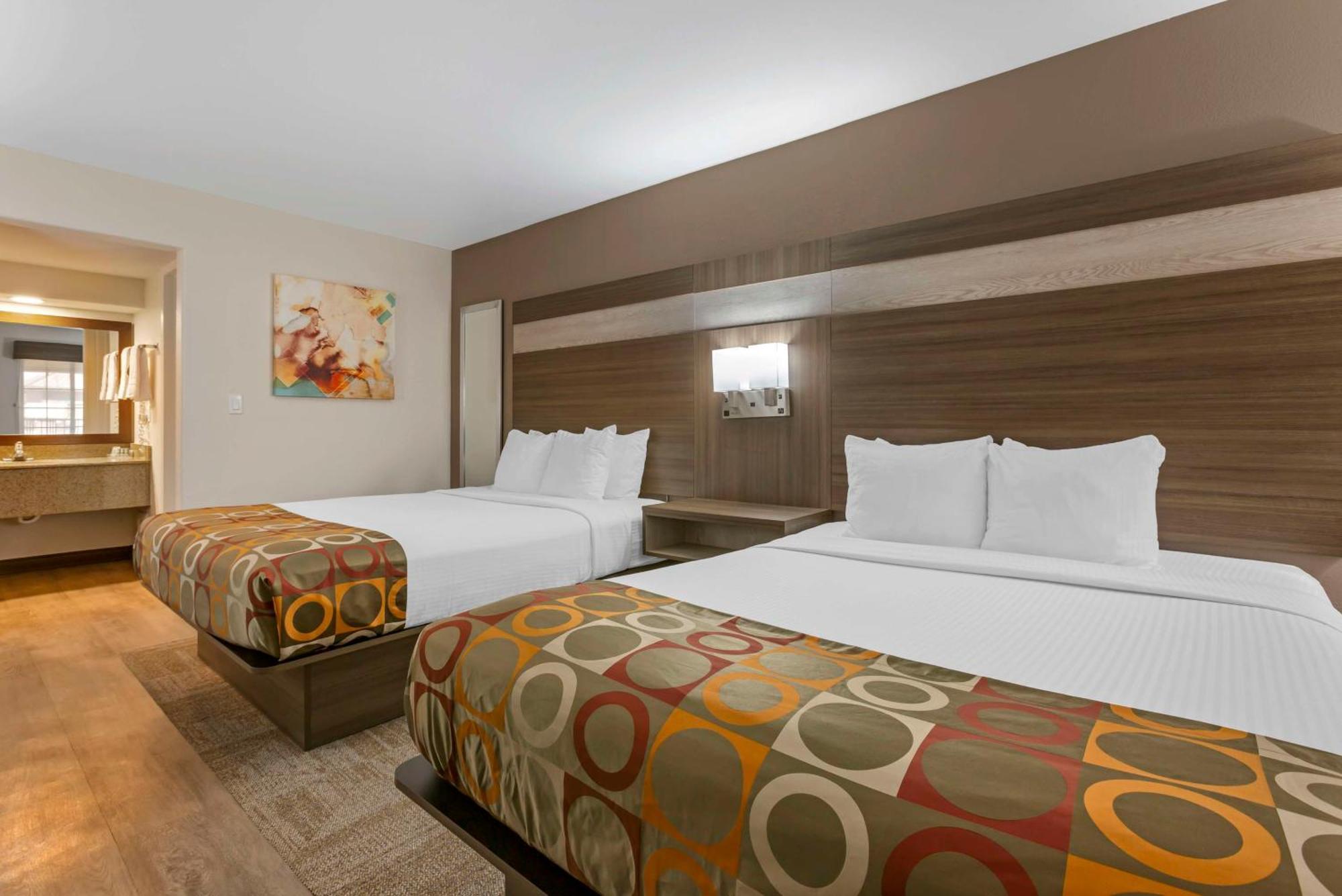 Queen Room with Two Queen Beds