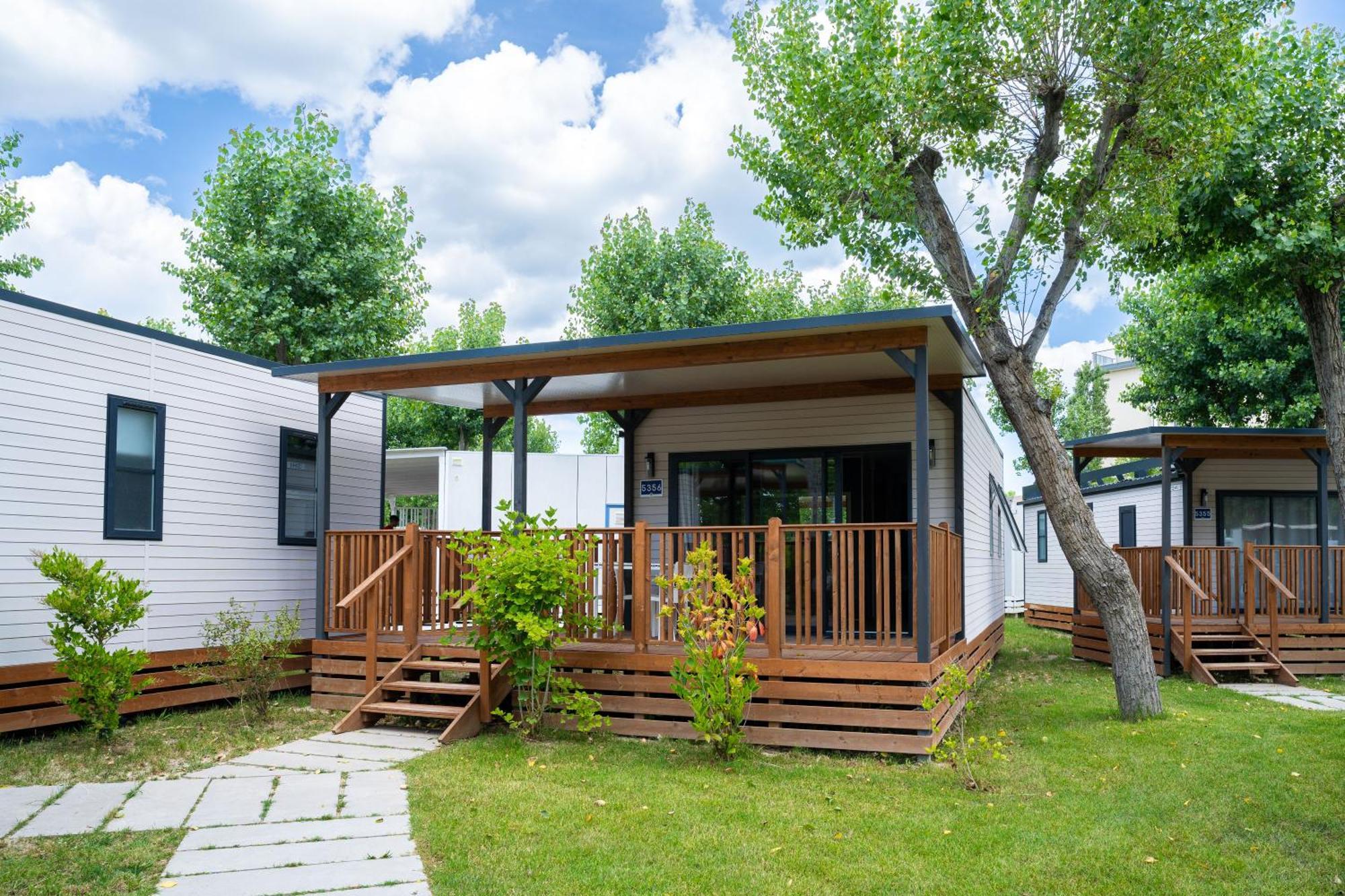 Superior Mobile Home,1641100653:JPEG
