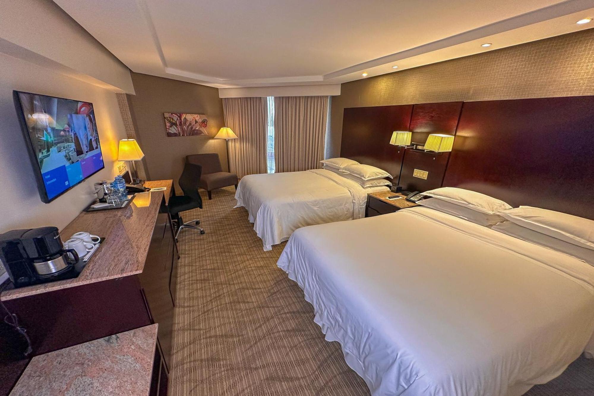 Deluxe Guest room 2 Queen City view