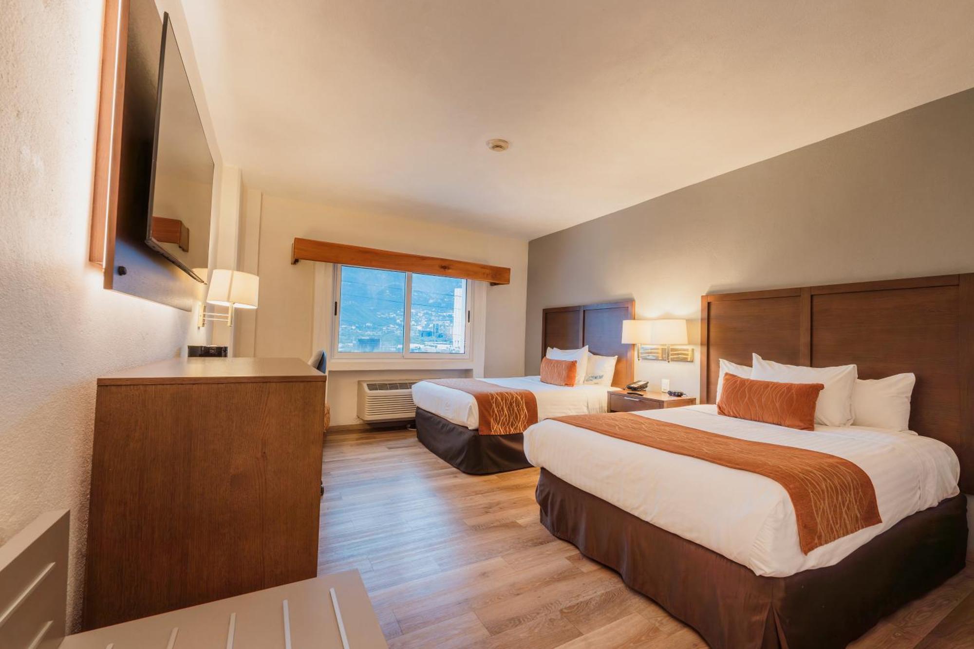 Double Suite Two Double Beds Balcony Non Smoking,1642321449:JPEG
