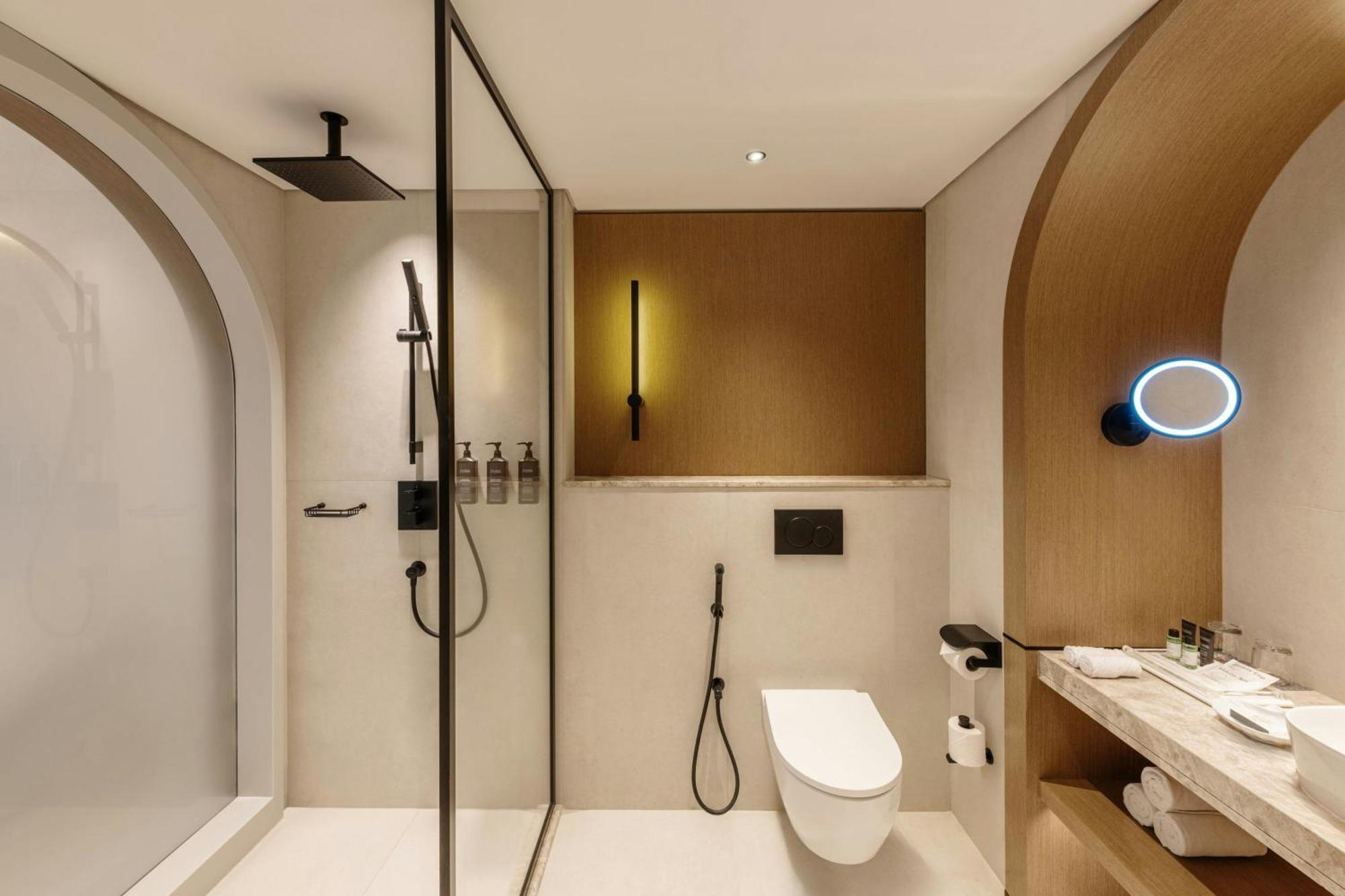Deluxe King Room JBR View Private beach Access,1643140998:JPEG