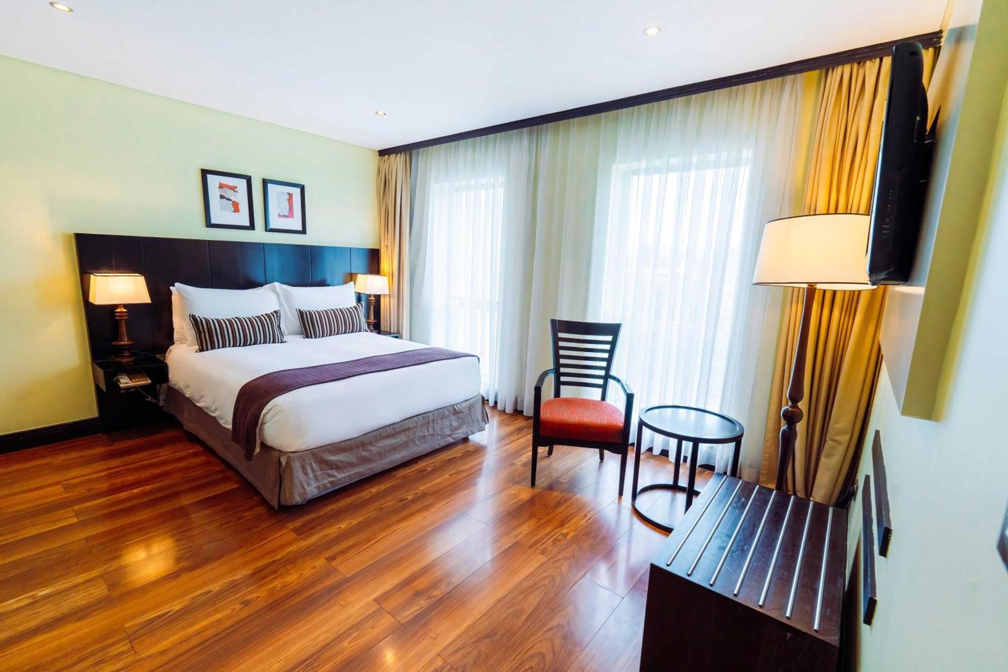 Executive Room