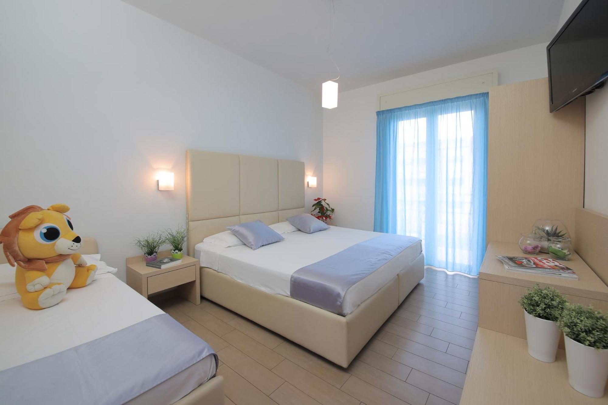 Triple Room Balcony,786681837:JPEG