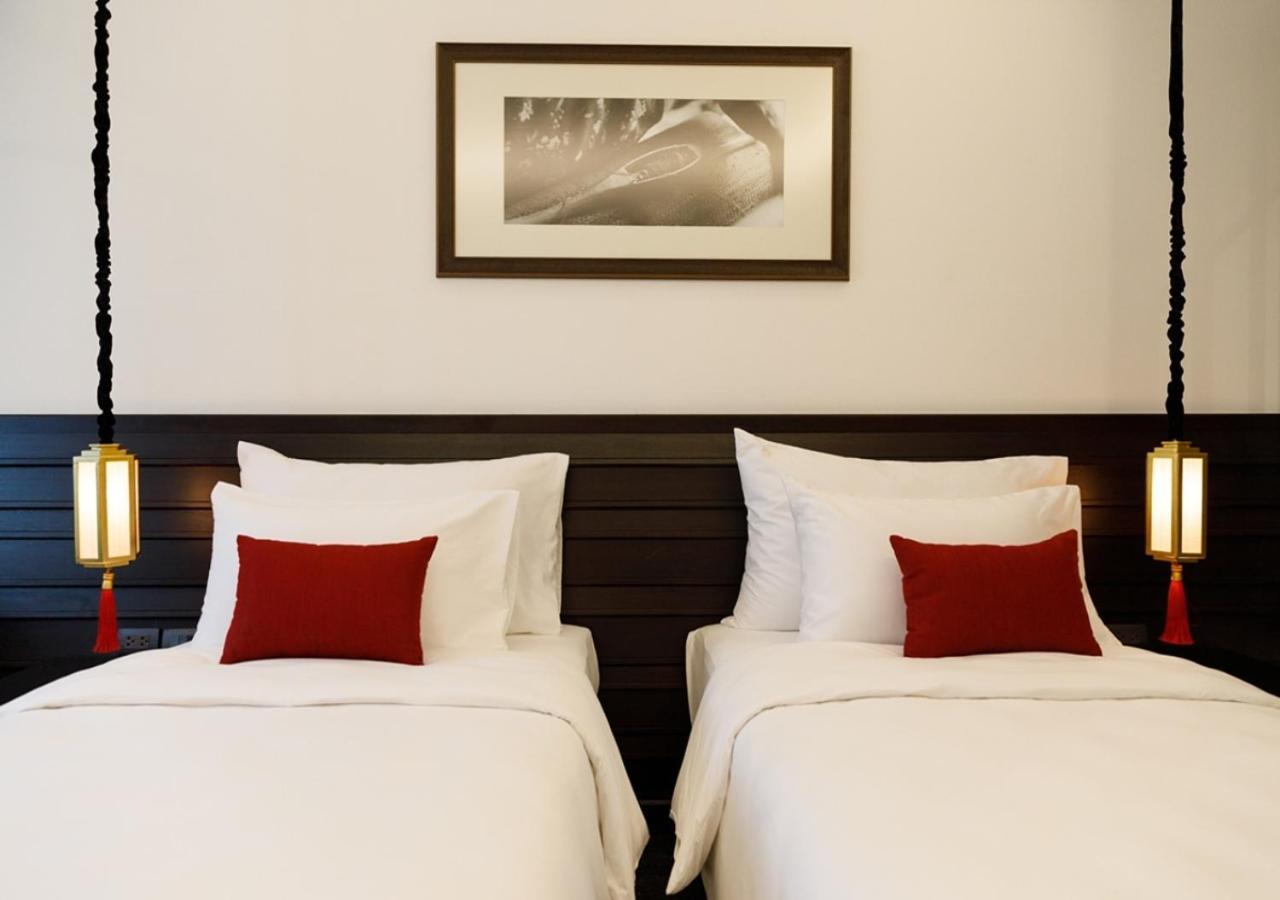 Deluxe Double or Twin Room with Balcony