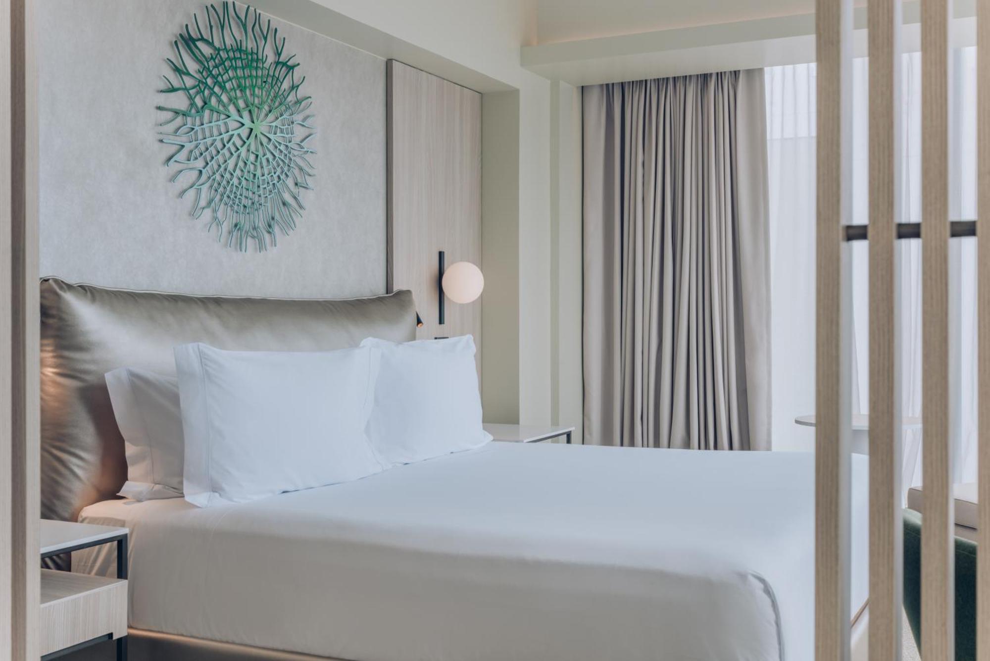 Habitación Doble con cama grande con vistas a la ciudad
