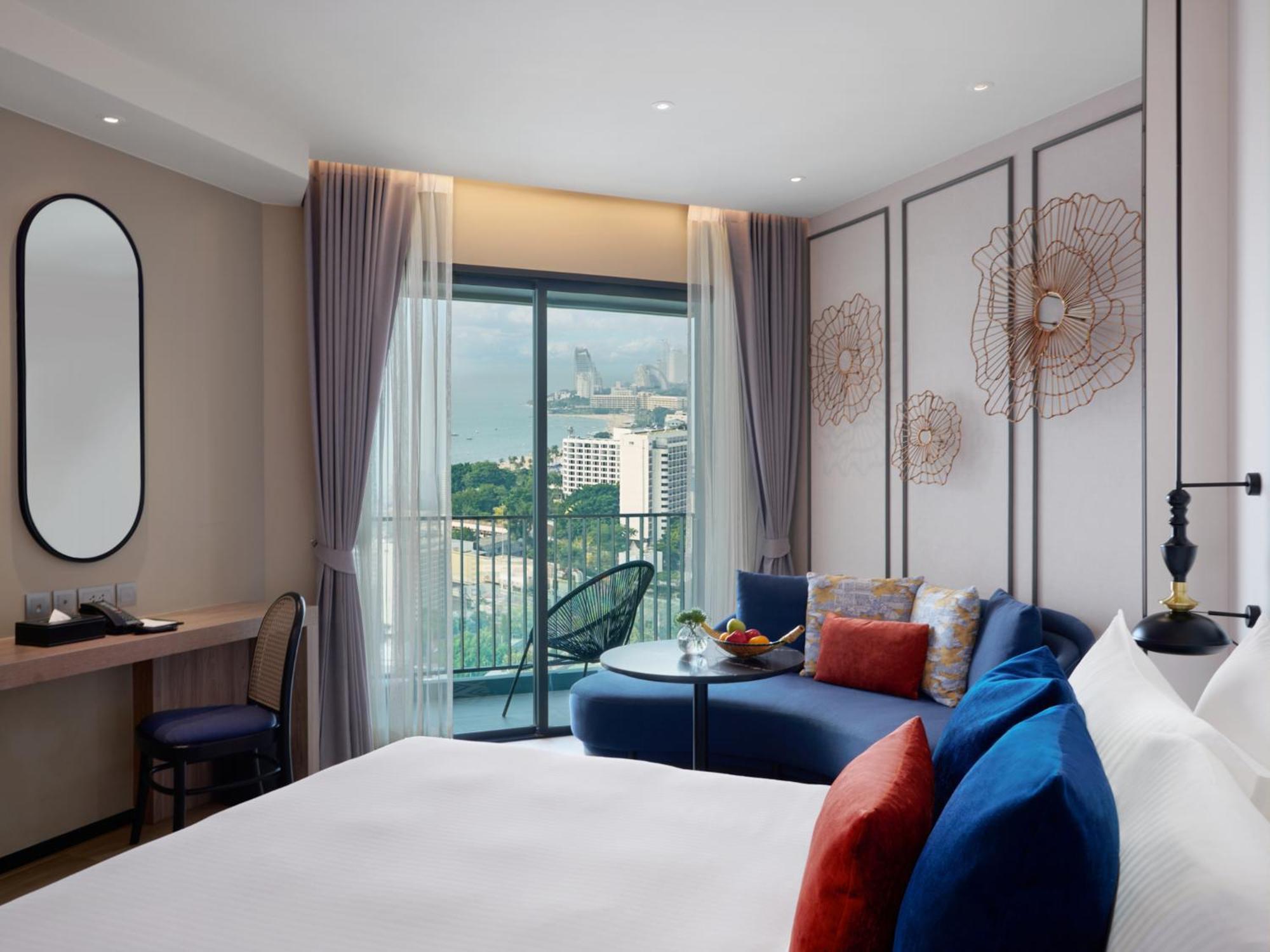 Deluxe Zimmer mit Kingsize-Bett mit Meerblick