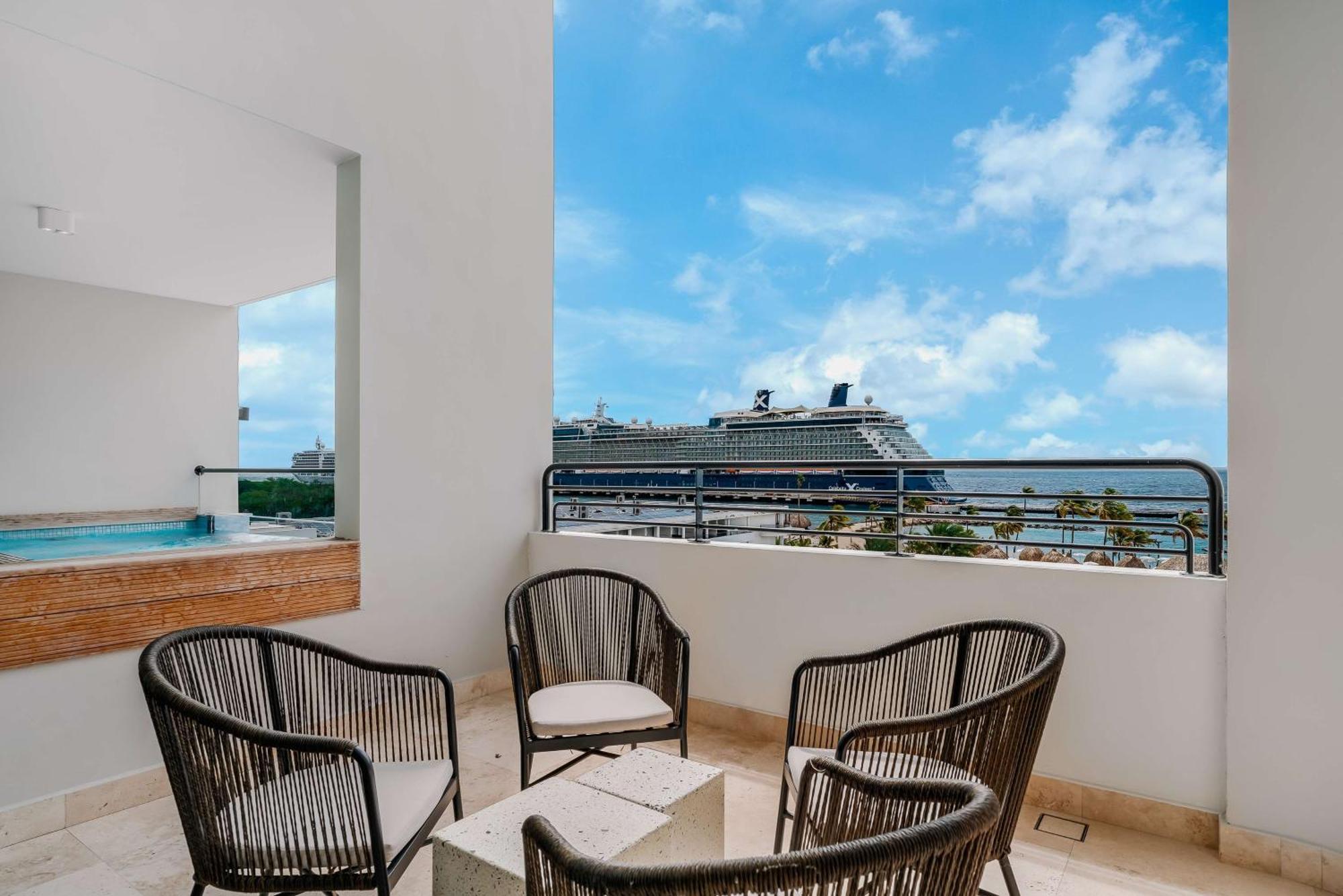 Suíte Presidencial com Cama King-size e Vista do Mar