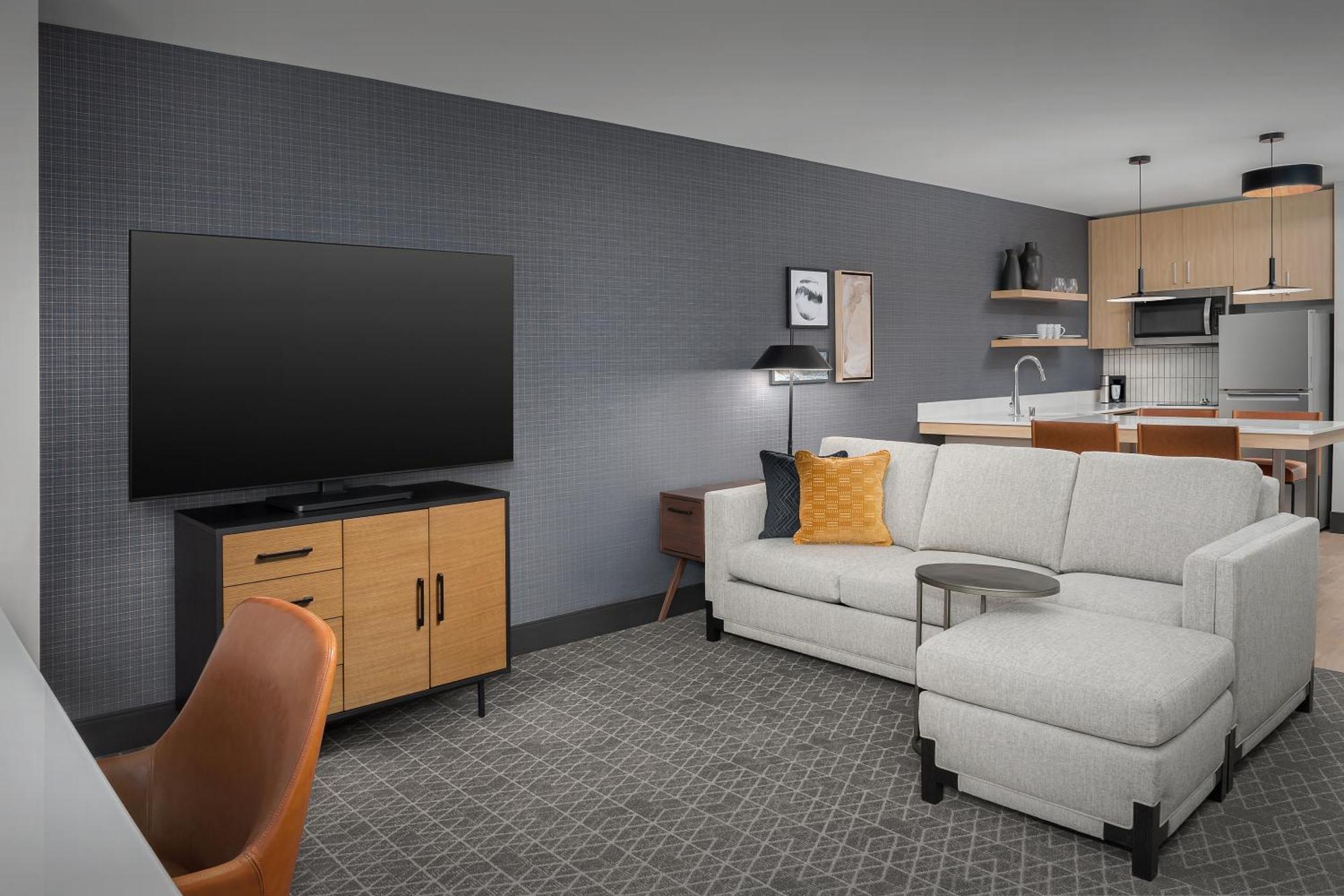 One-Bedroom Executive Suite