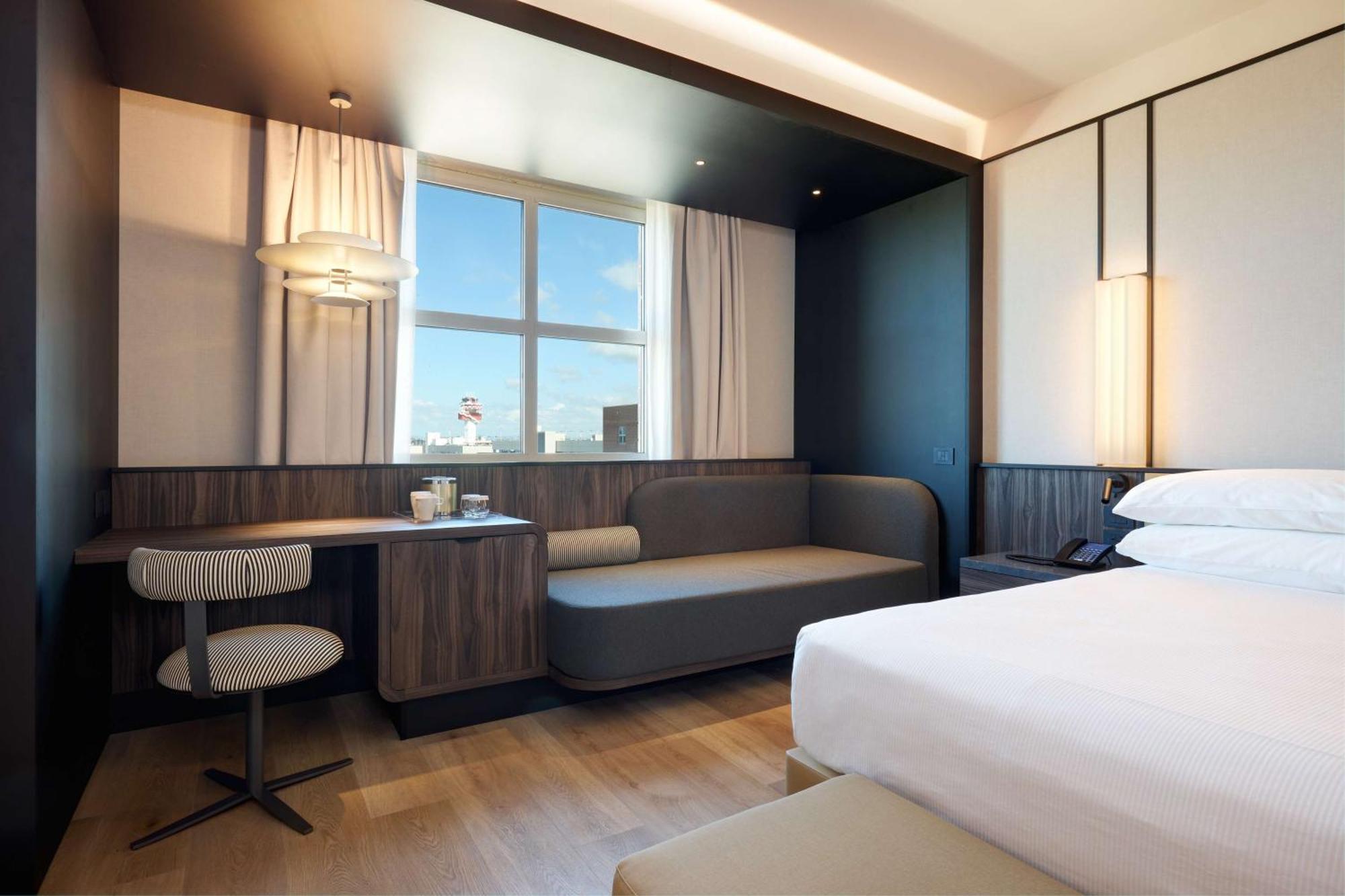 King Guest Room,1660284666:JPEG