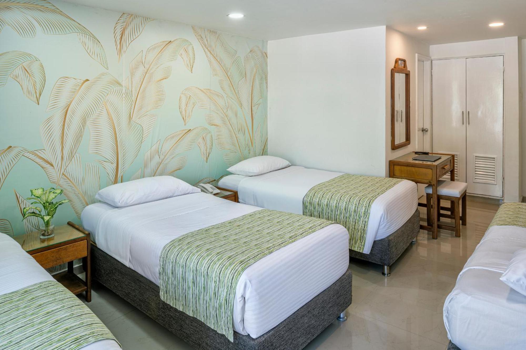 Standard Triple Room Sea View